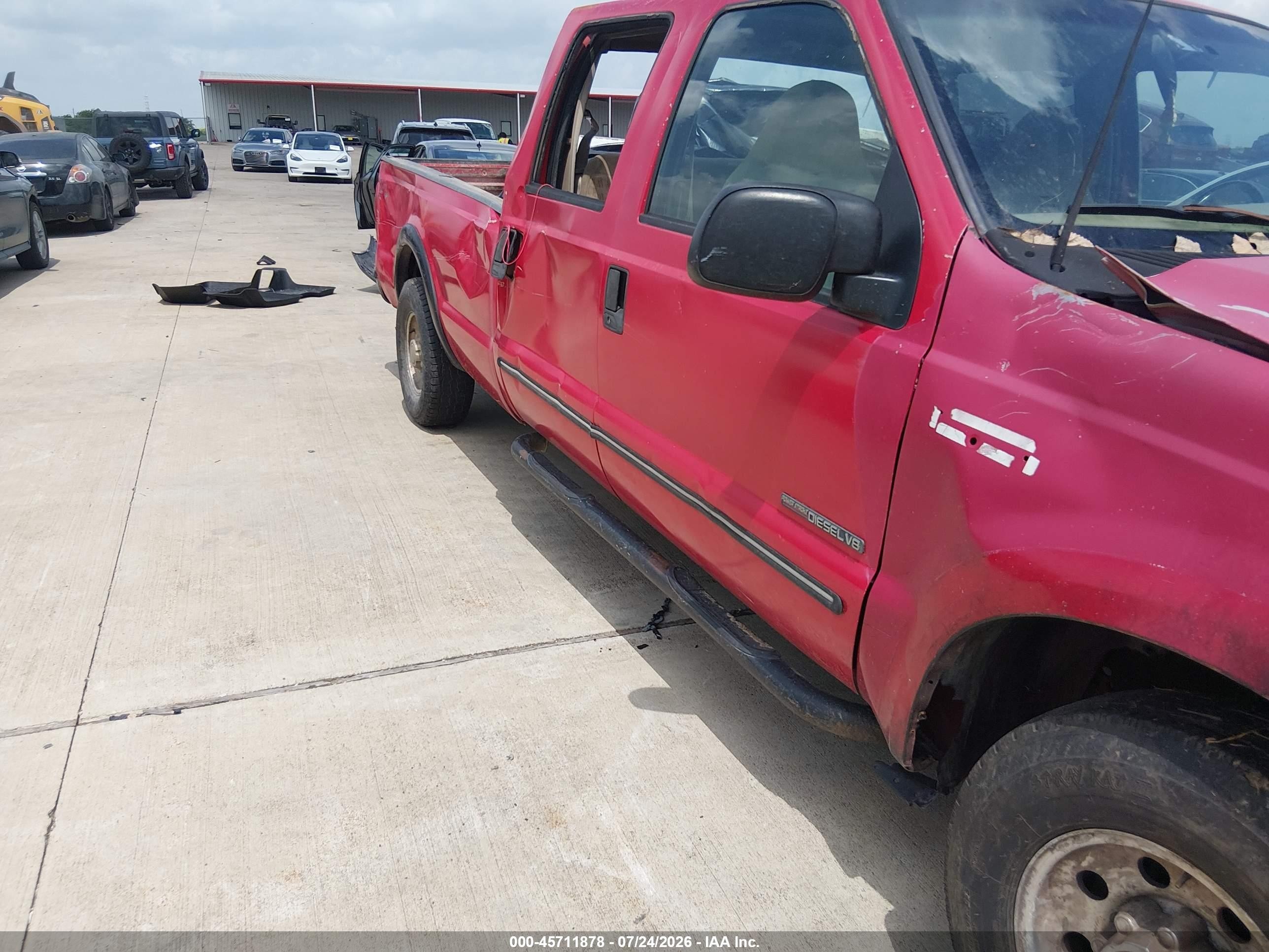 2000 Ford F-350   Red vin: 1FTSW30F3YEB58019