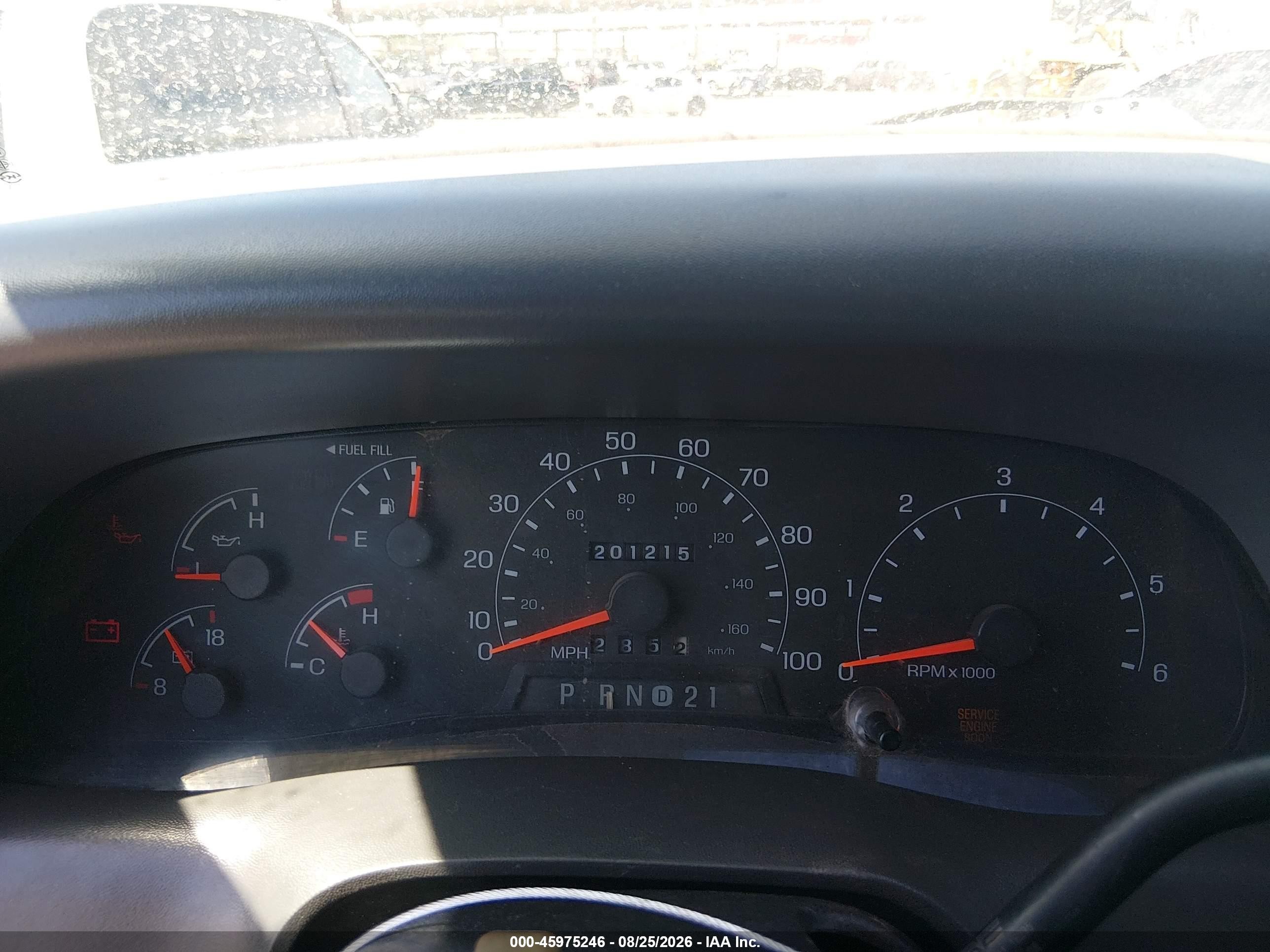 2000 Ford F-350 Lariat/xl/xlt White vin: 1FTSW30L5YEA02649
