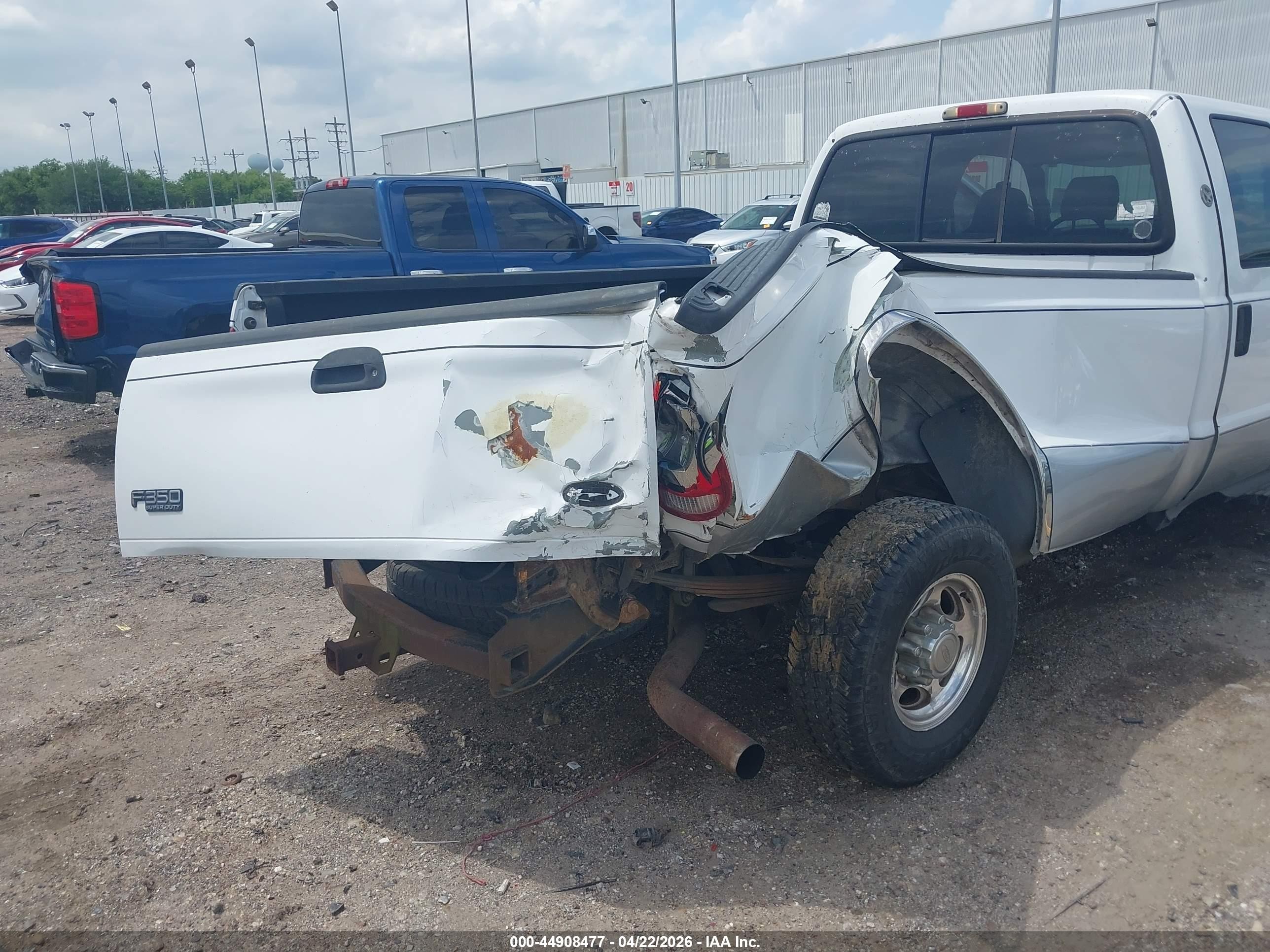 2004 Ford F-350 Lariat/xl/xlt White vin: 1FTSW30P94EA95348