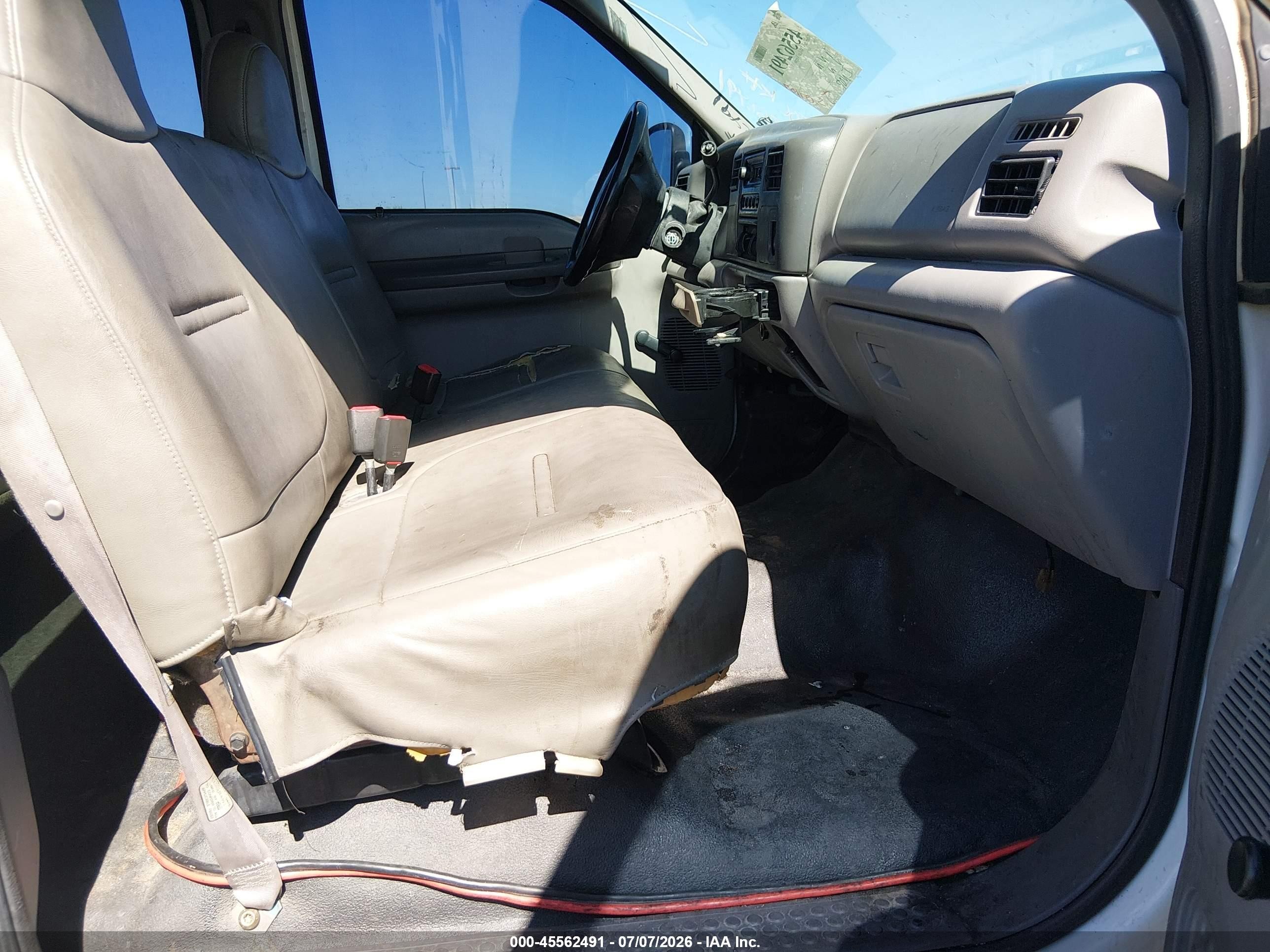 1999 Ford F-350 Lariat/xl/xlt White vin: 1FTSW30SXXEE52562