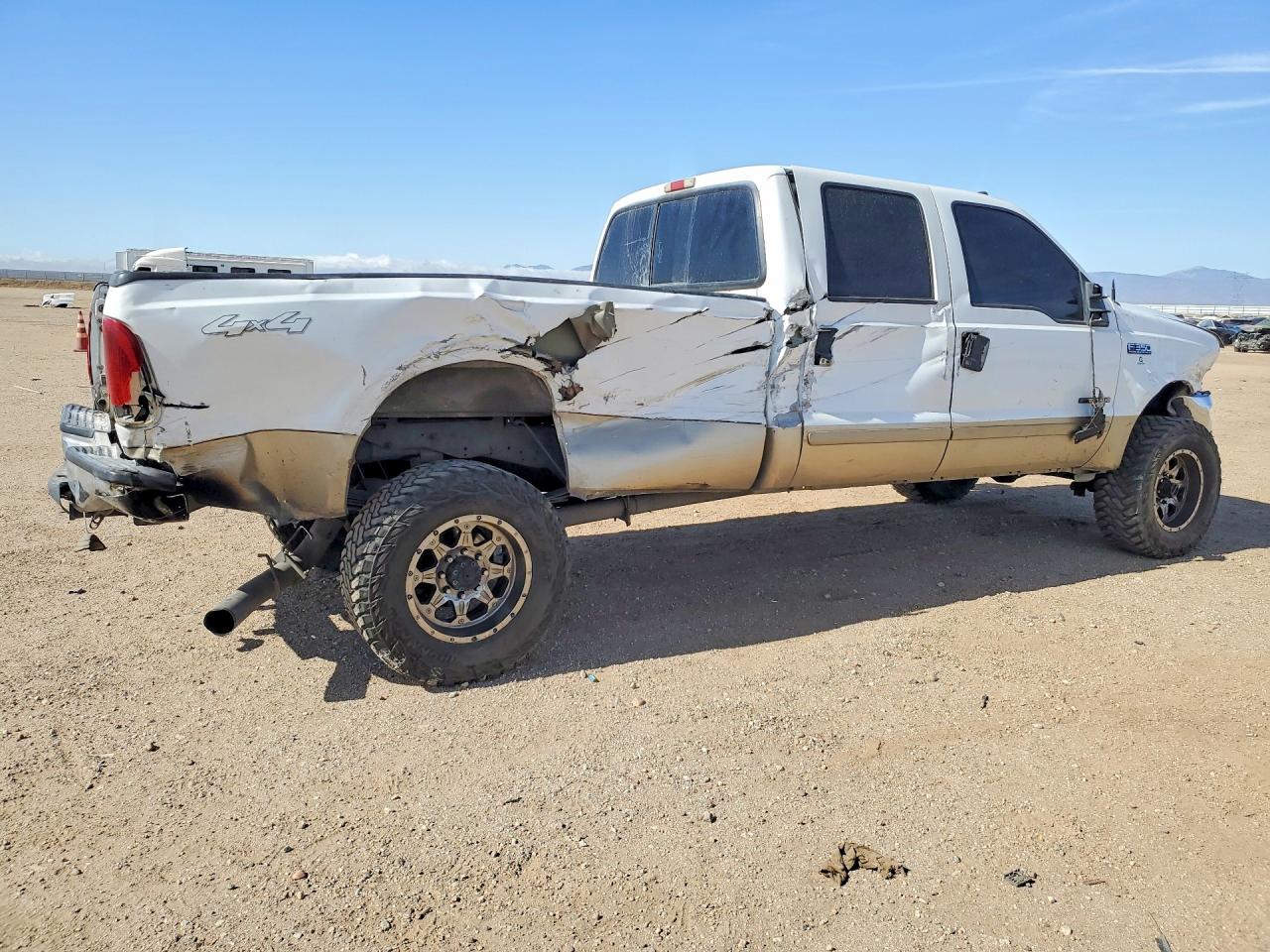 2001 Ford F350 Srw Super Duty White vin: 1FTSW31F01EA42247