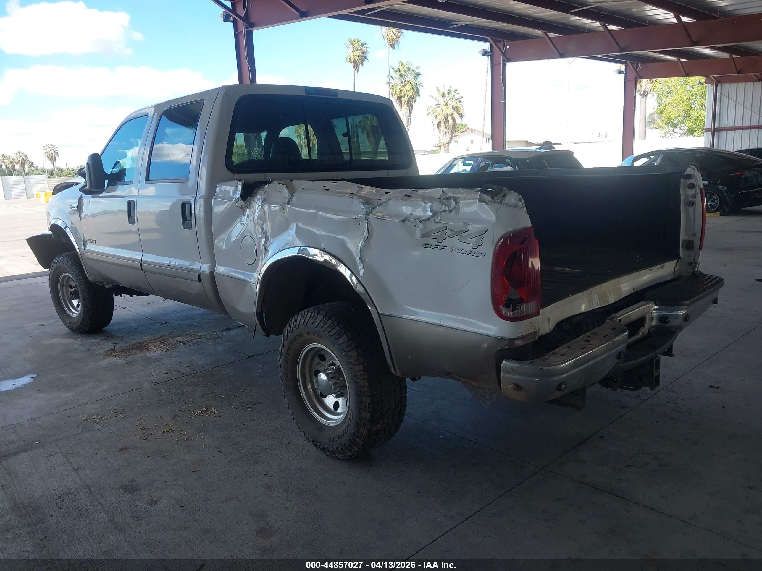 2002 Ford F-350 Lariat/xl/xlt White vin: 1FTSW31F02EC77006