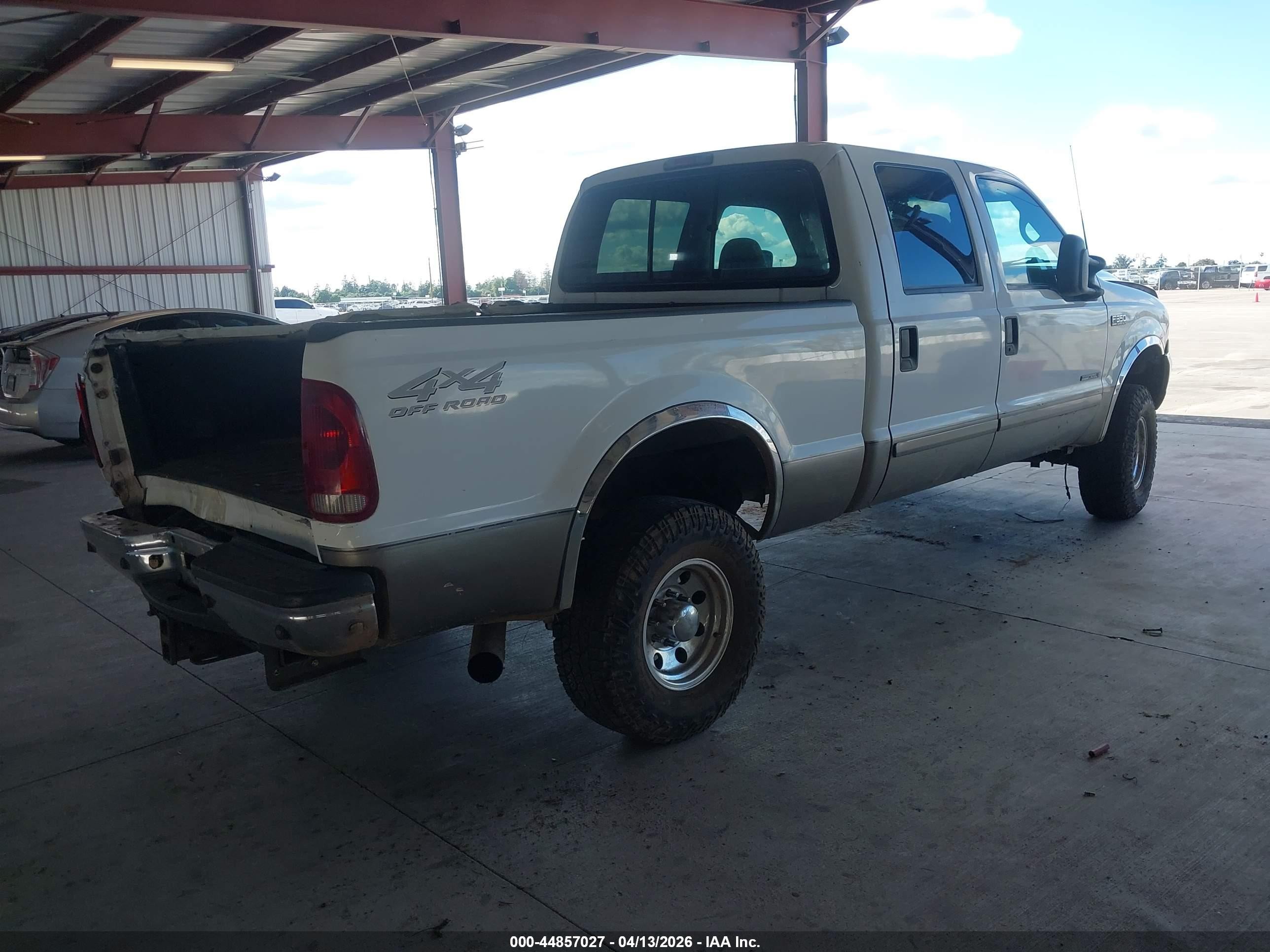 2002 Ford F-350 Lariat/xl/xlt White vin: 1FTSW31F02EC77006