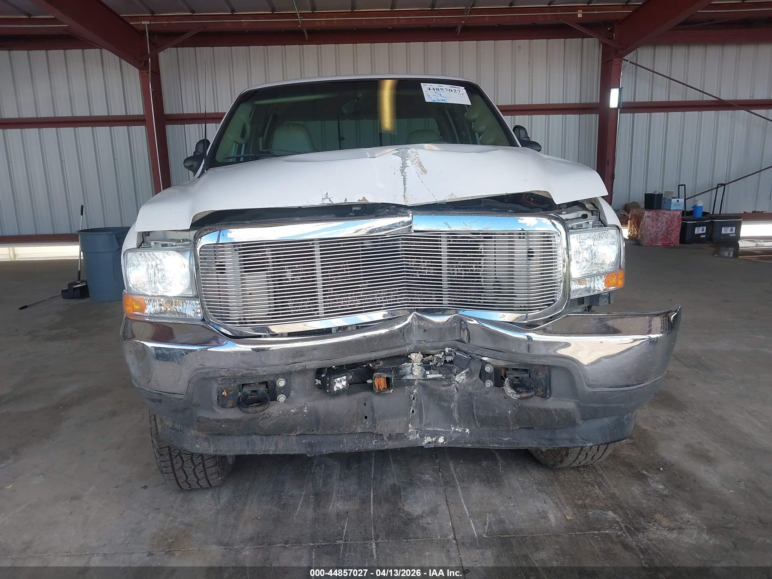 2002 Ford F-350 Lariat/xl/xlt White vin: 1FTSW31F02EC77006