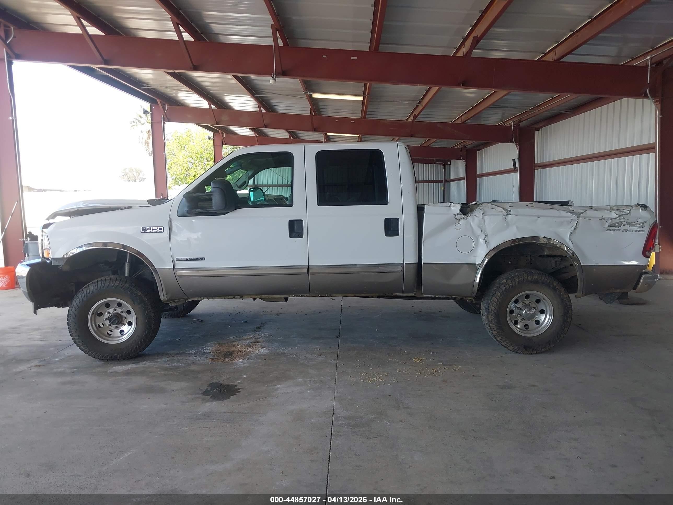 2002 Ford F-350 Lariat/xl/xlt White vin: 1FTSW31F02EC77006