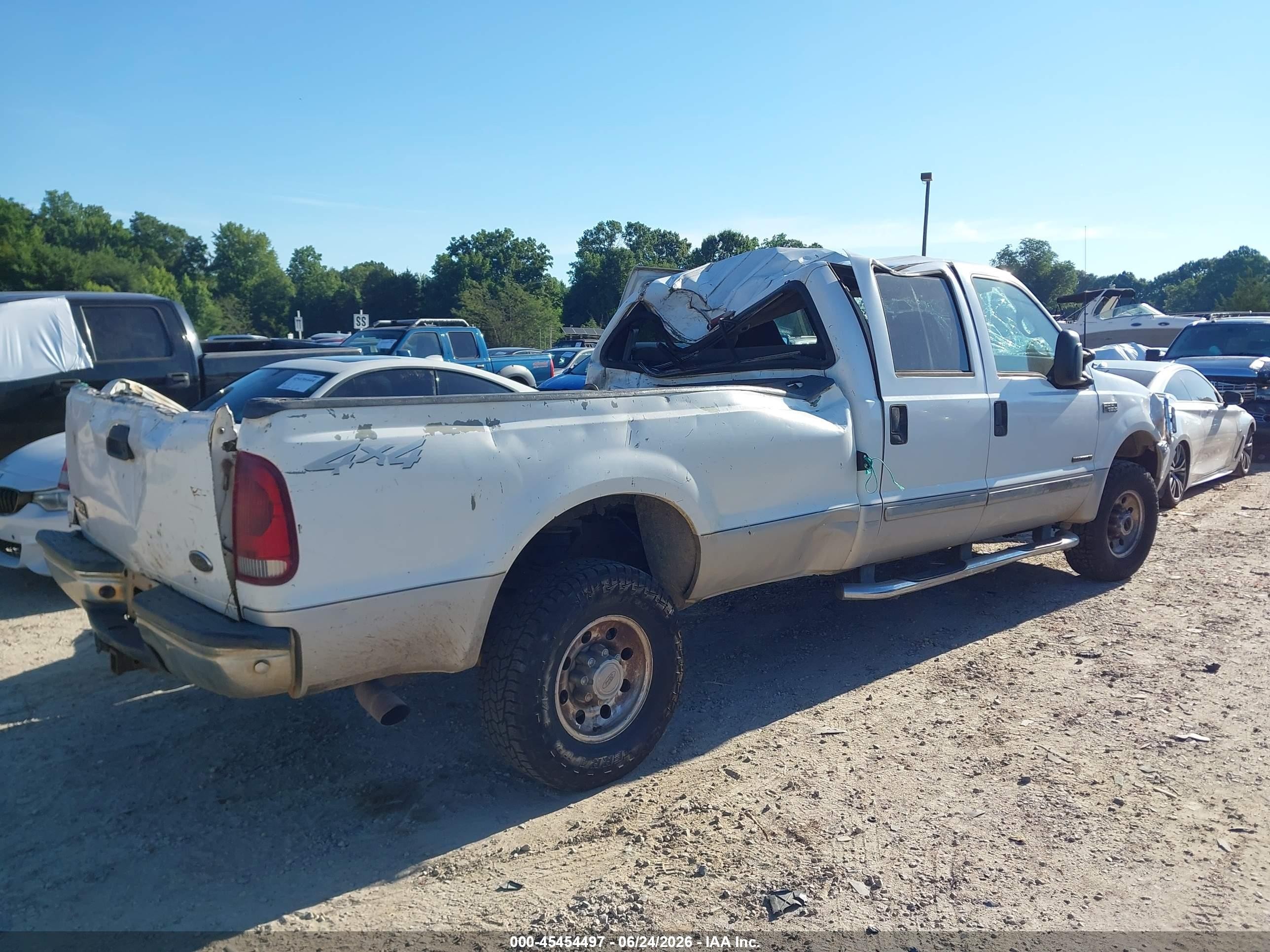 2002 Ford F-350 Lariat/xl/xlt White vin: 1FTSW31F02ED34692