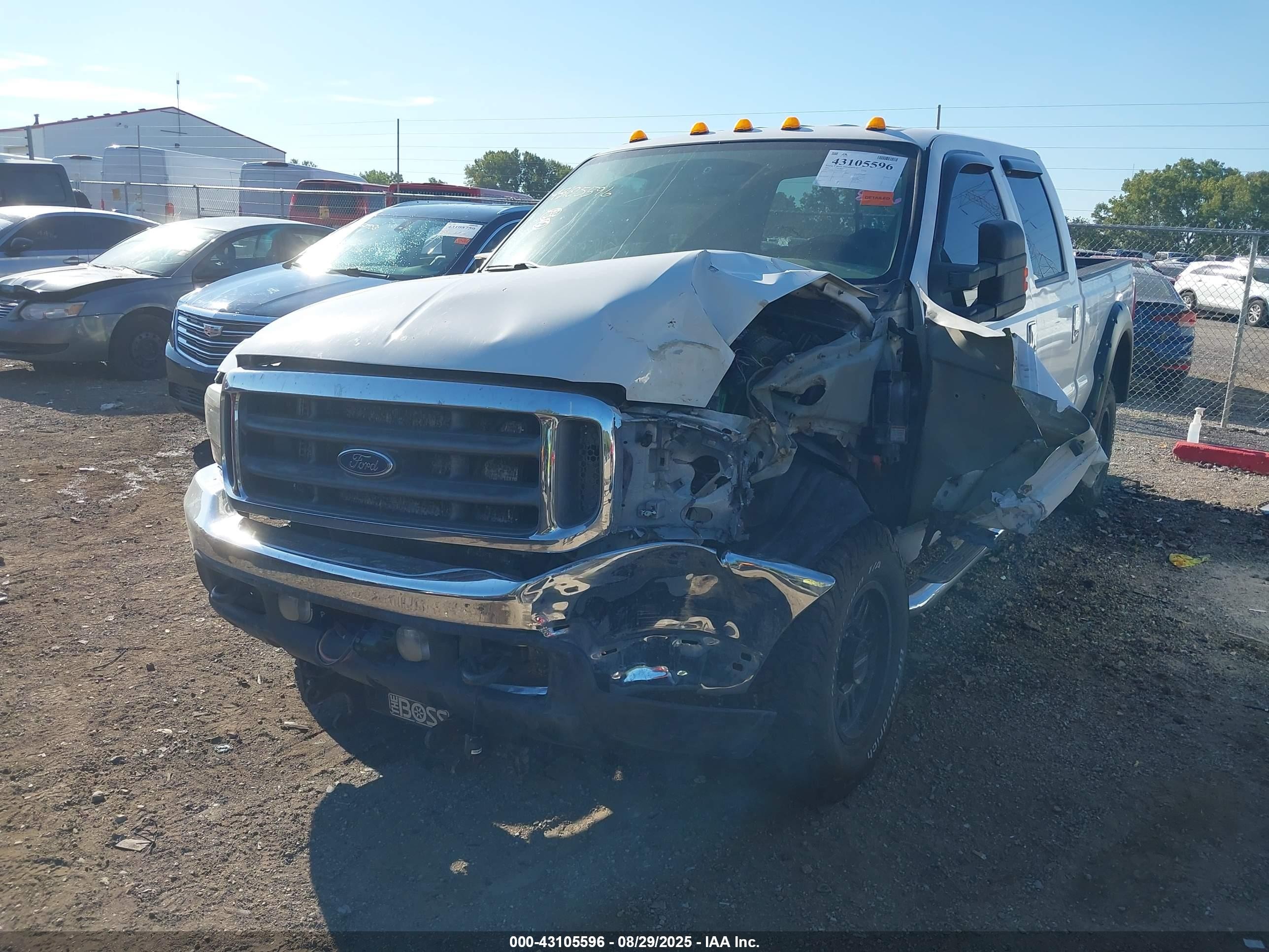 2001 Ford F-350 Lariat/xl/xlt White vin: 1FTSW31F11EA43536