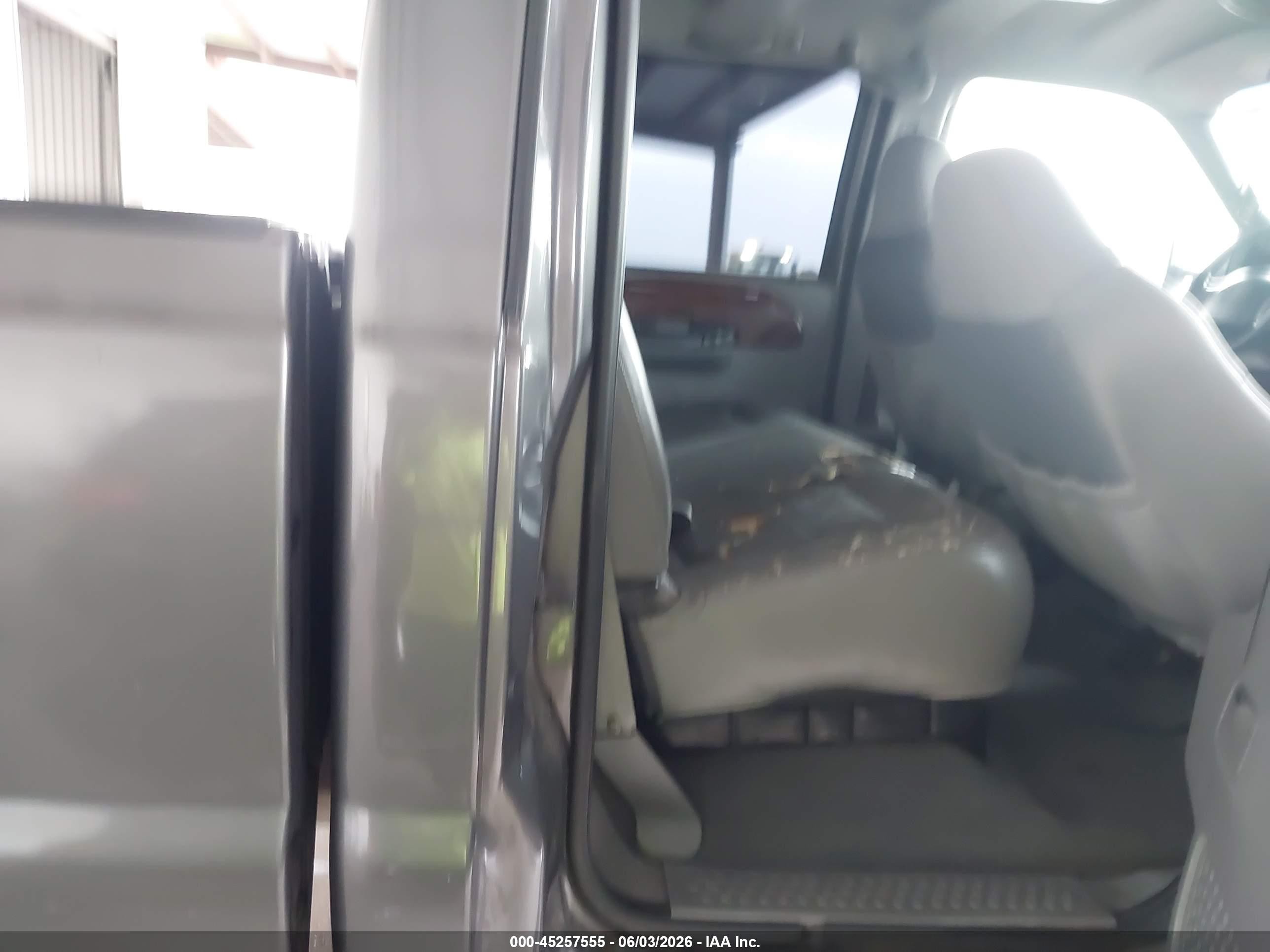 2002 Ford F-350 Lariat/xl/xlt Серый vin: 1FTSW31F12EC95613