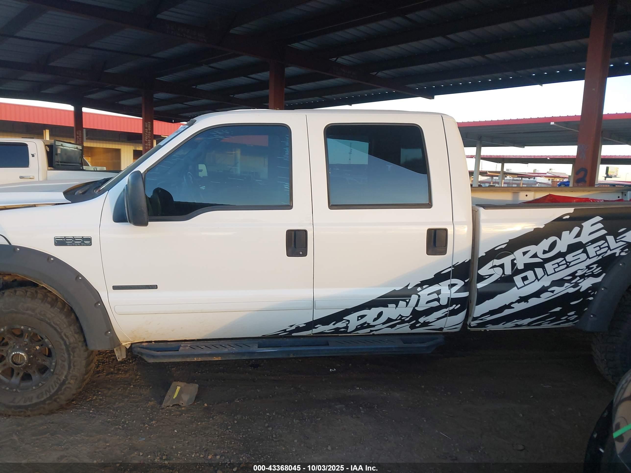2002 Ford F-350 Lariat/xl/xlt White vin: 1FTSW31F42ED53312