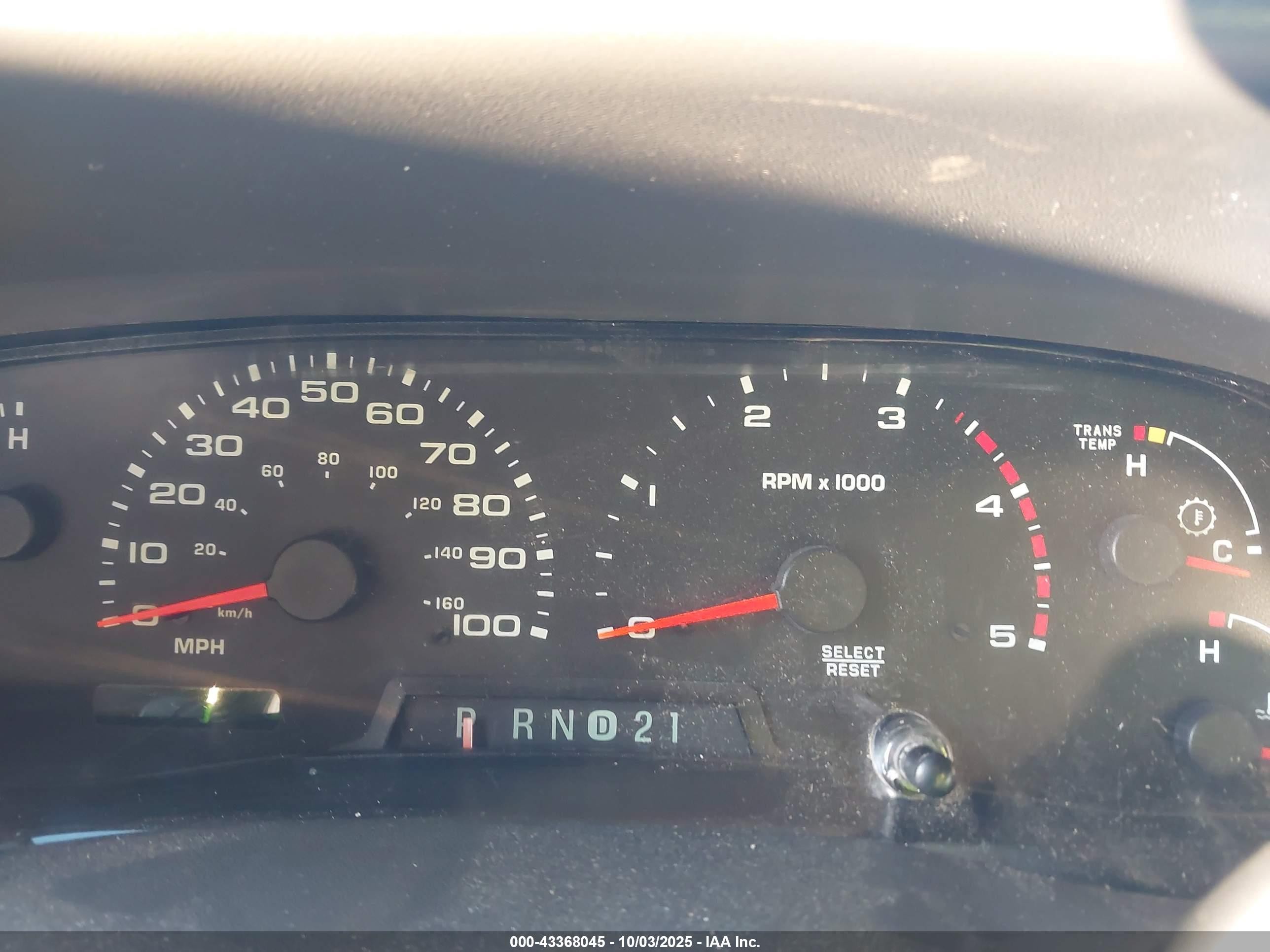2002 Ford F-350 Lariat/xl/xlt White vin: 1FTSW31F42ED53312