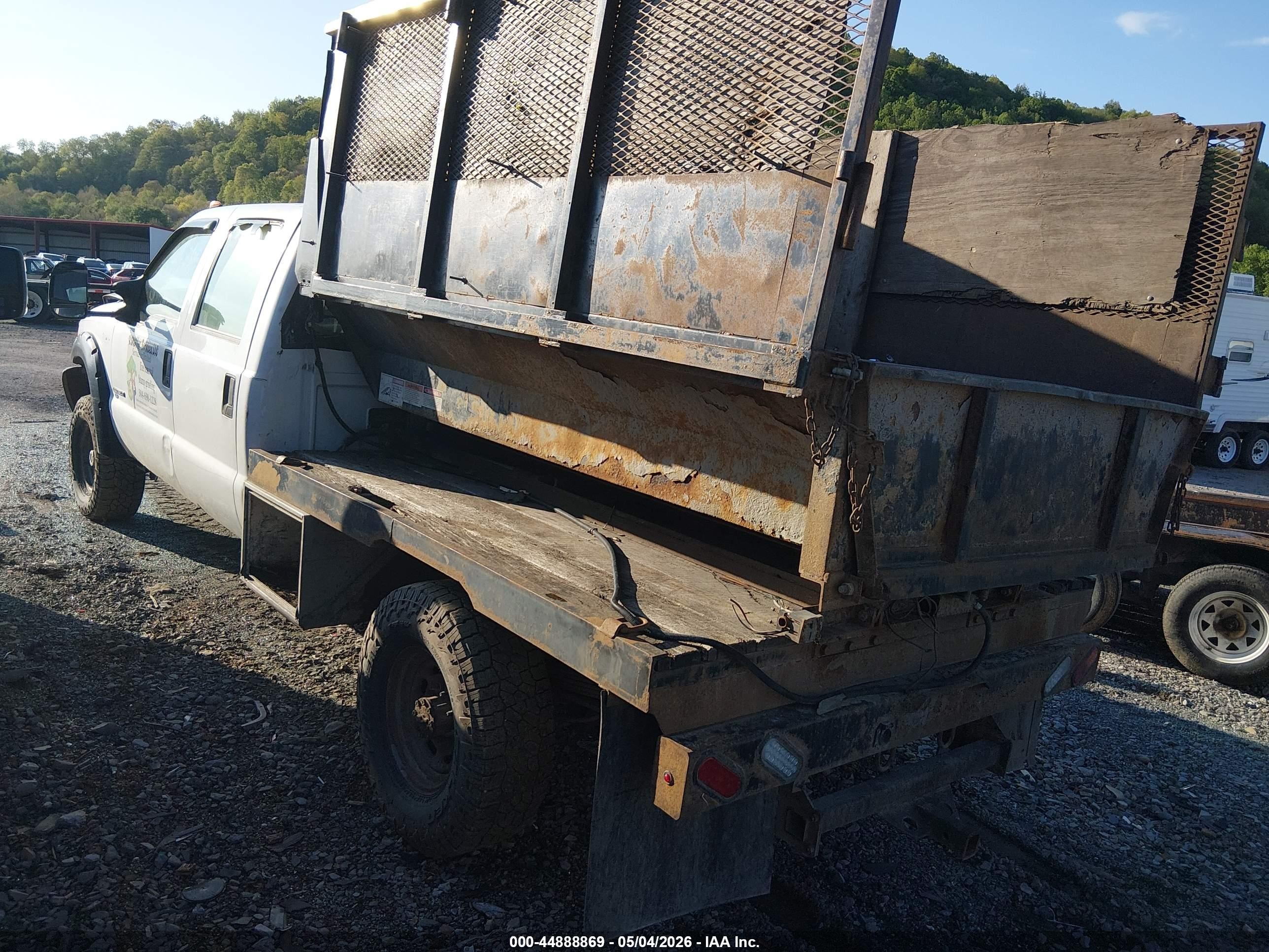 2000 Ford F-350 Lariat/xl/xlt White vin: 1FTSW31F7YEC61815