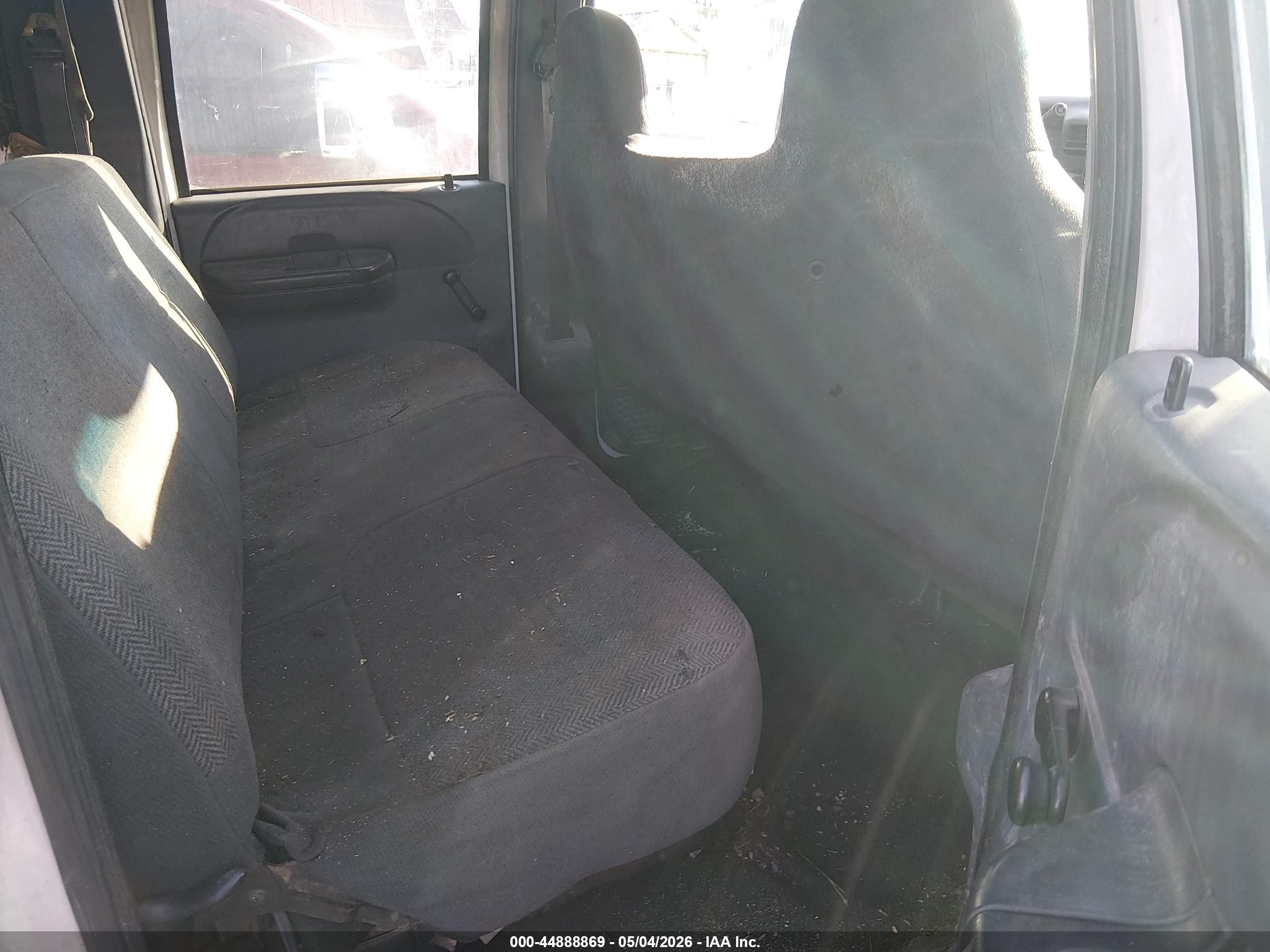 2000 Ford F-350 Lariat/xl/xlt White vin: 1FTSW31F7YEC61815