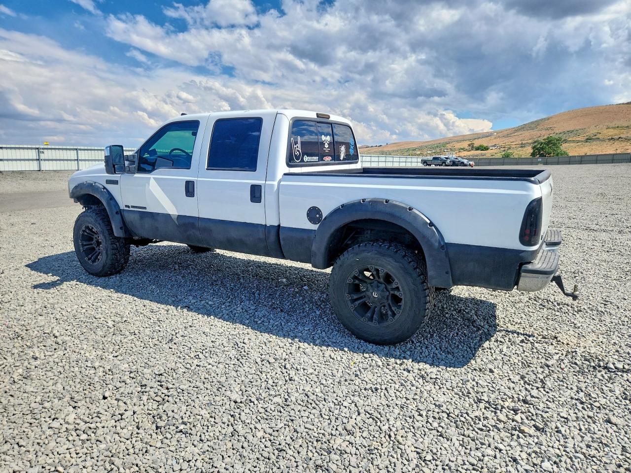 2001 Ford F350 Srw Super Duty White vin: 1FTSW31F91EA57118