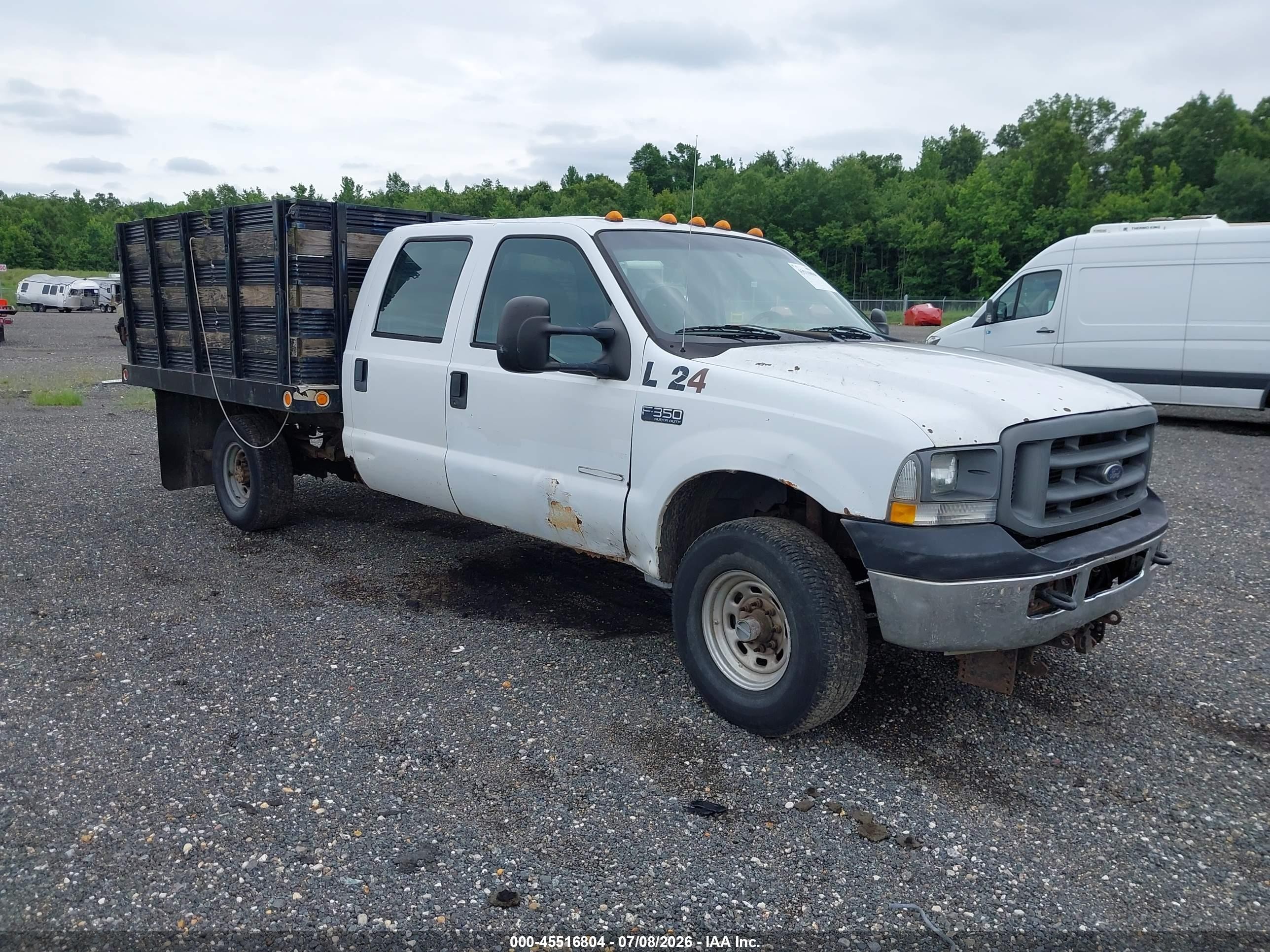 2002 Ford F-350 Lariat/xl/xlt White vin: 1FTSW31F92EB58418