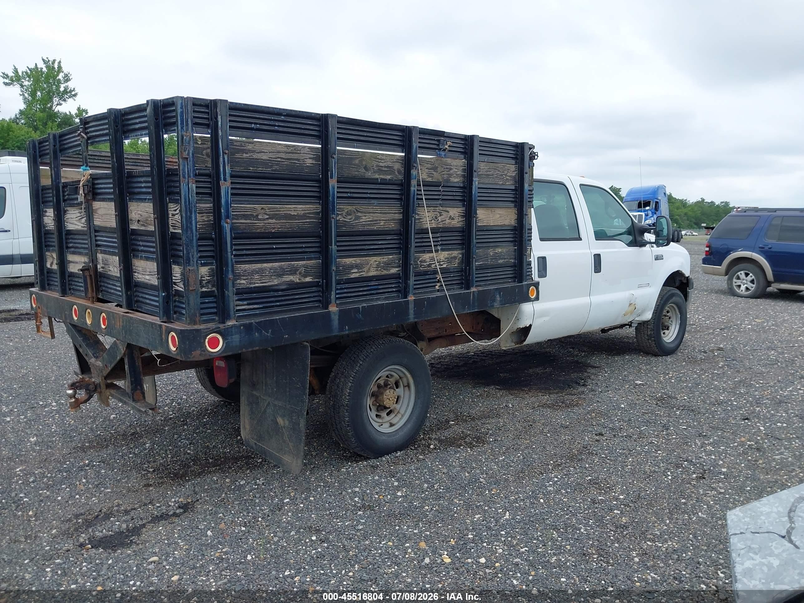 2002 Ford F-350 Lariat/xl/xlt White vin: 1FTSW31F92EB58418