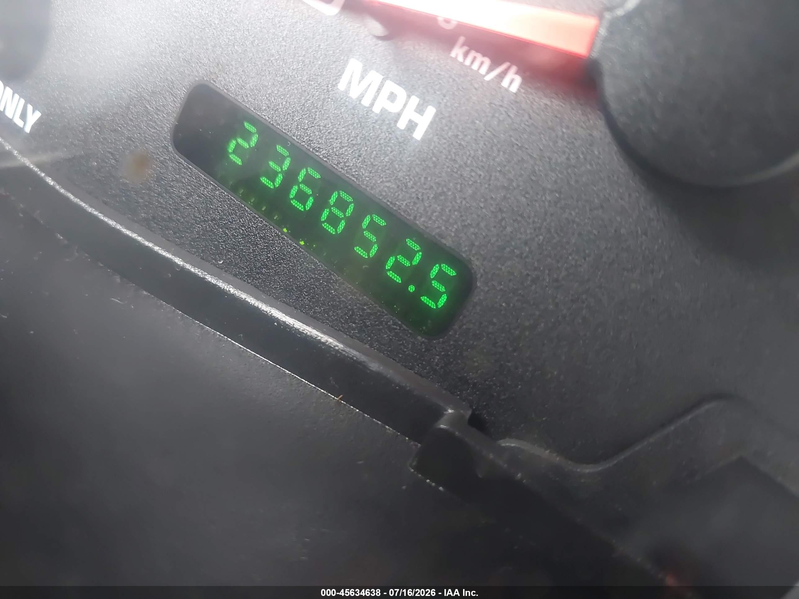 2002 Ford F-350 Lariat/xl/xlt Red vin: 1FTSW31F92EB77762