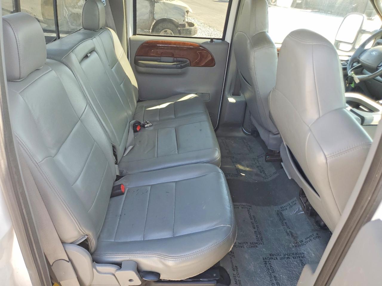 2004 Ford F350 Srw Super Duty White vin: 1FTSW31P24ED06999