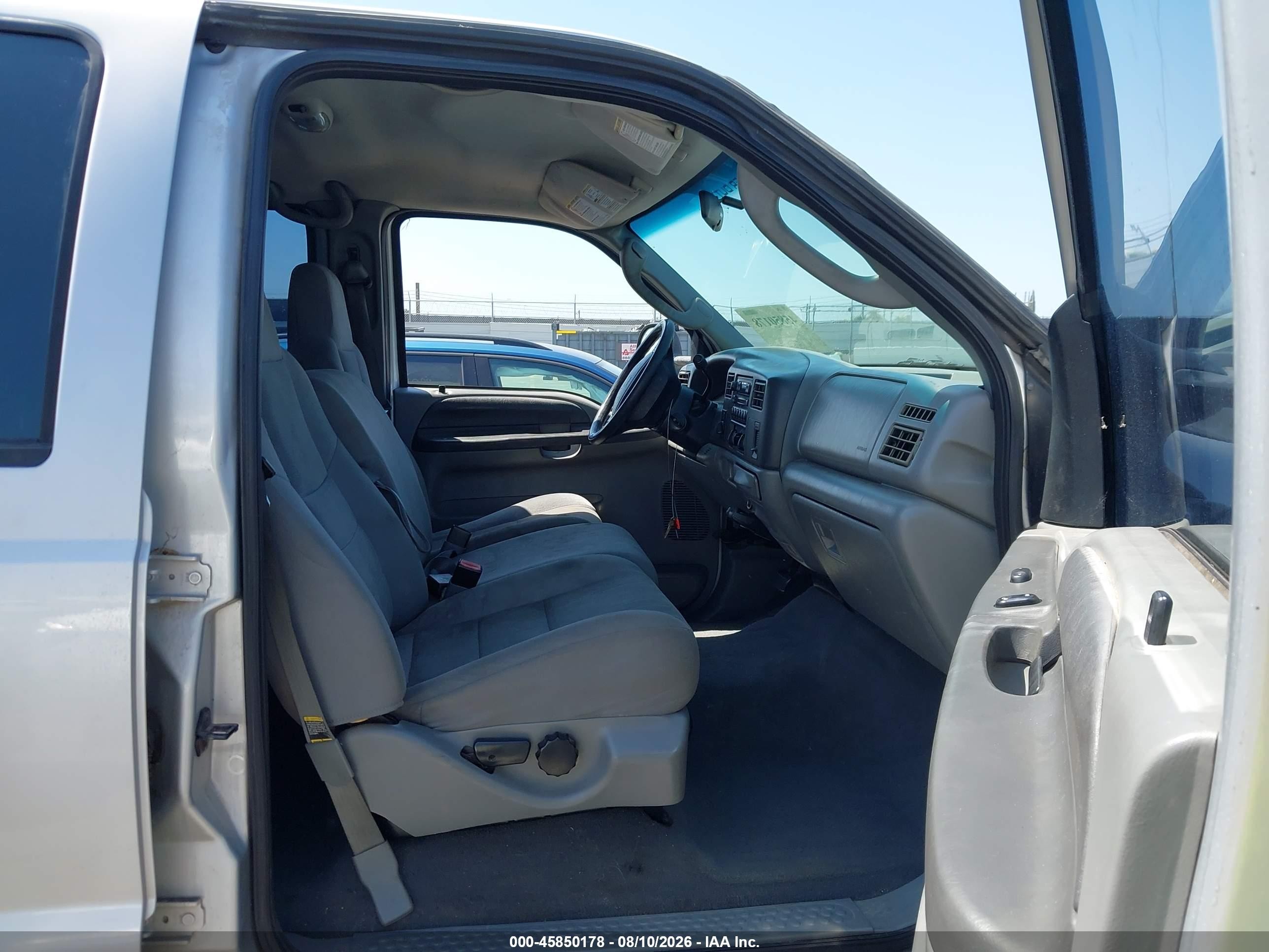 2004 Ford F-350 Lariat/xl/xlt Silver vin: 1FTSW31P24EE01840