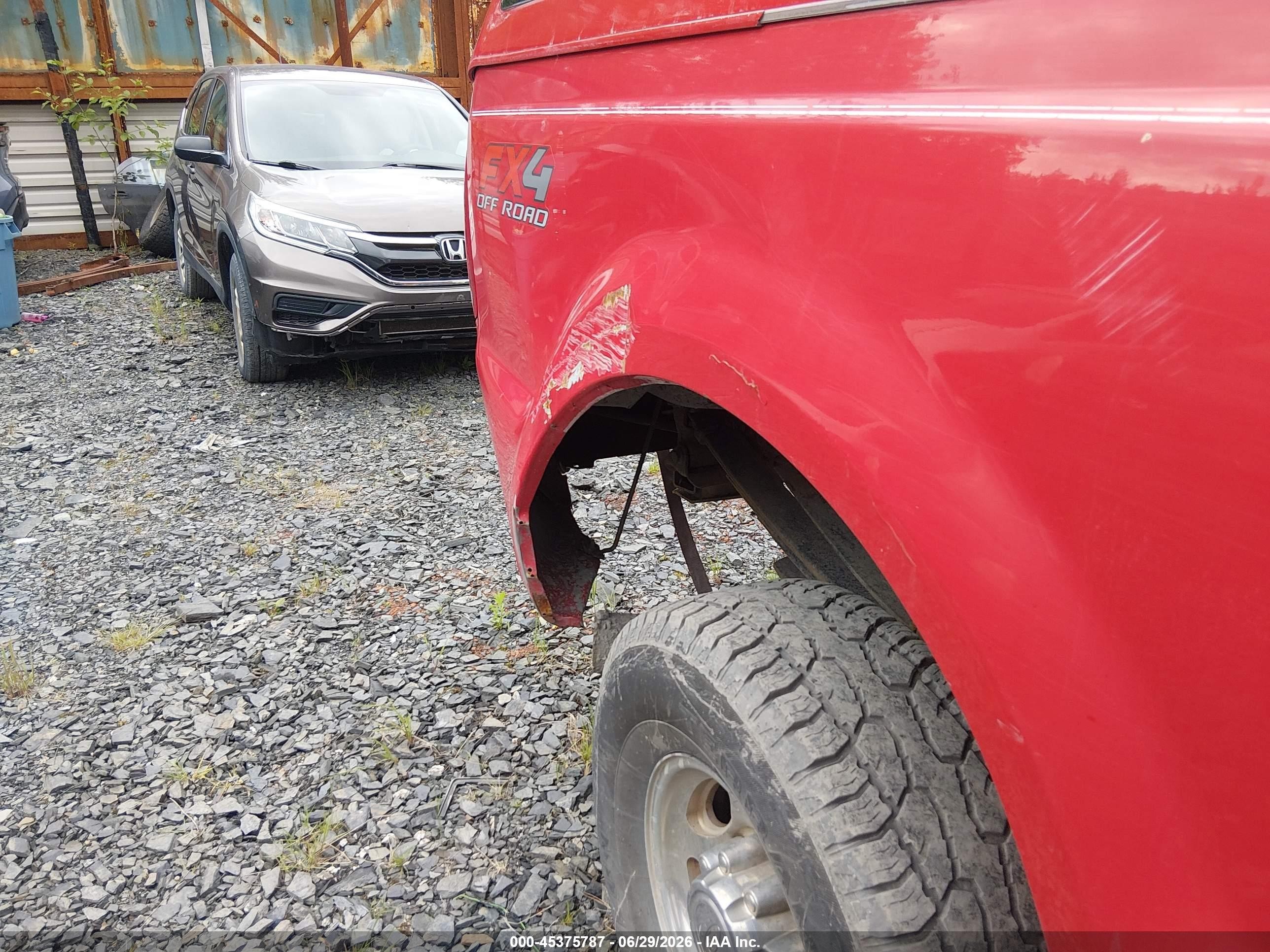 2004 Ford F-350 Lariat/xl/xlt Red vin: 1FTSW31P44EB61075