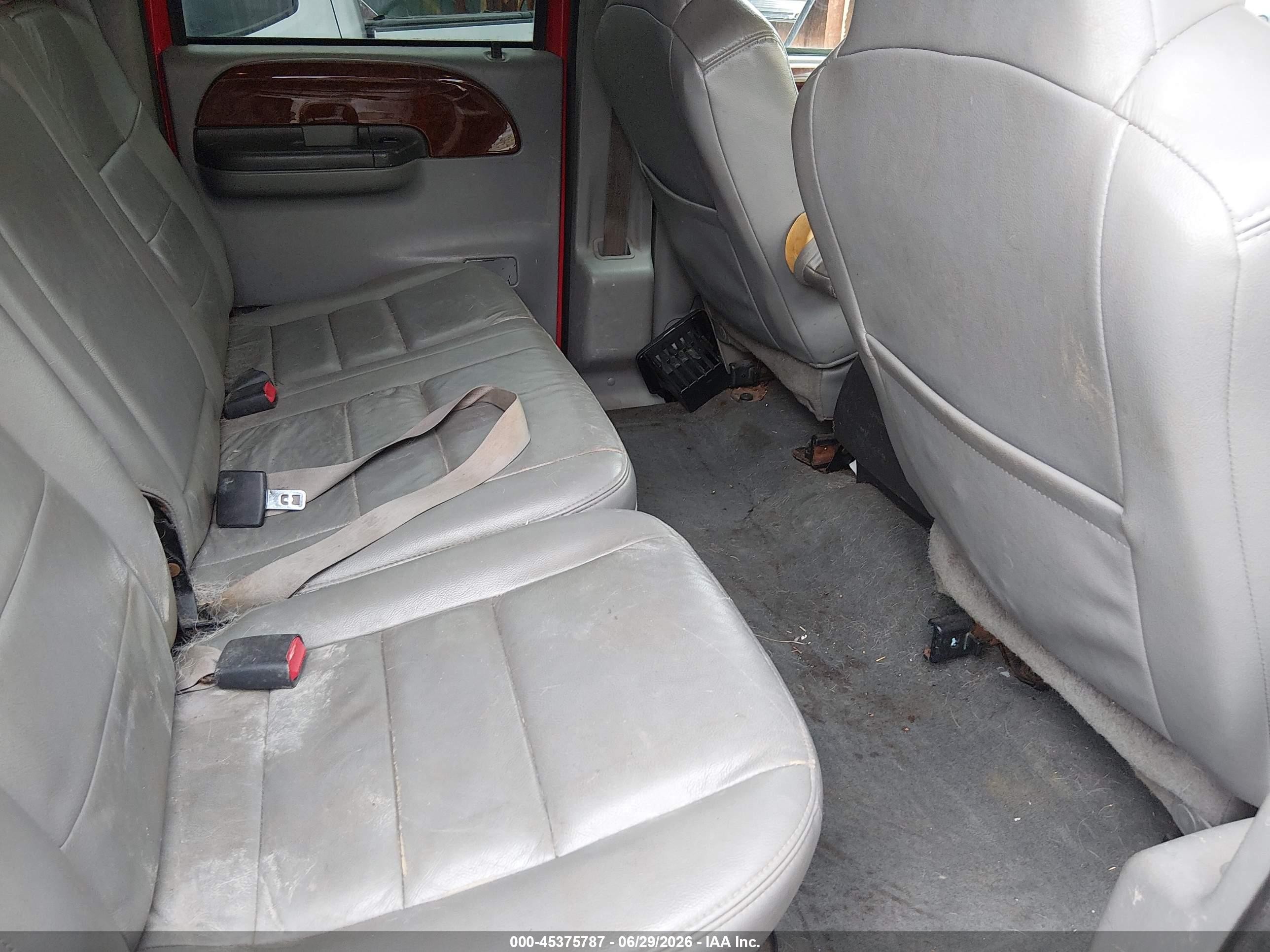 2004 Ford F-350 Lariat/xl/xlt Red vin: 1FTSW31P44EB61075