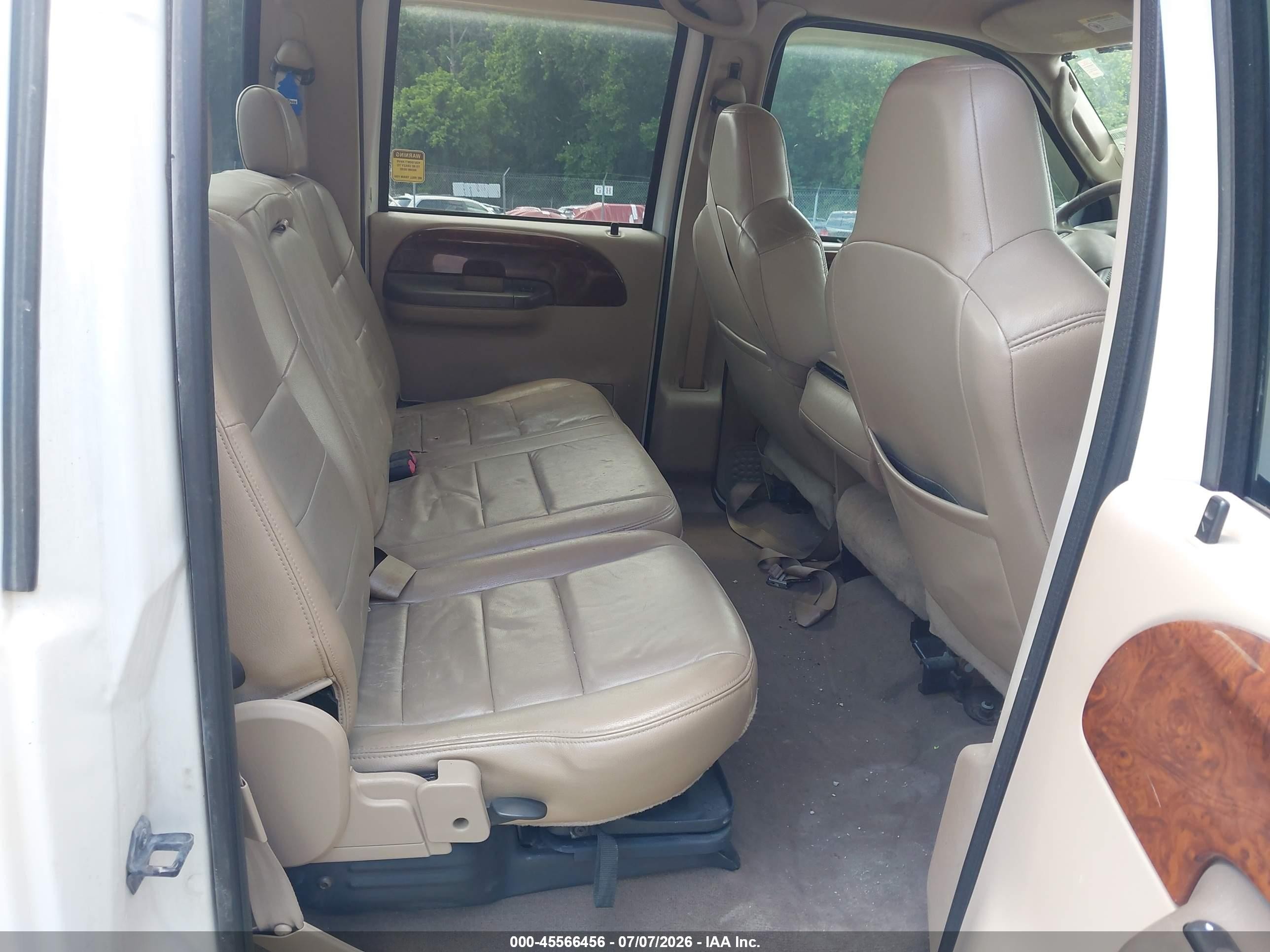 2004 Ford F-350 Lariat/xl/xlt White vin: 1FTSW31P54EA32097