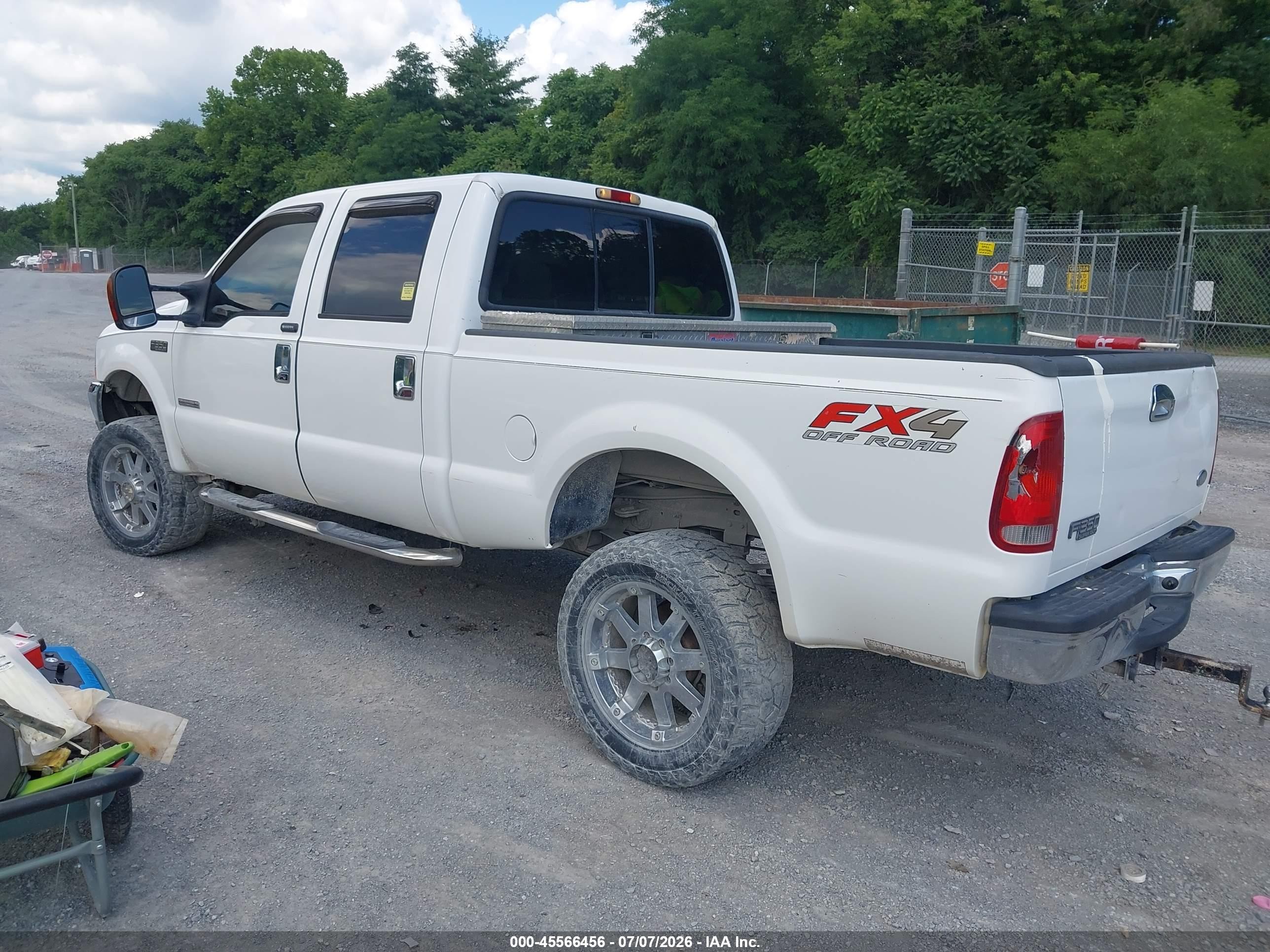 2004 Ford F-350 Lariat/xl/xlt White vin: 1FTSW31P54EA32097