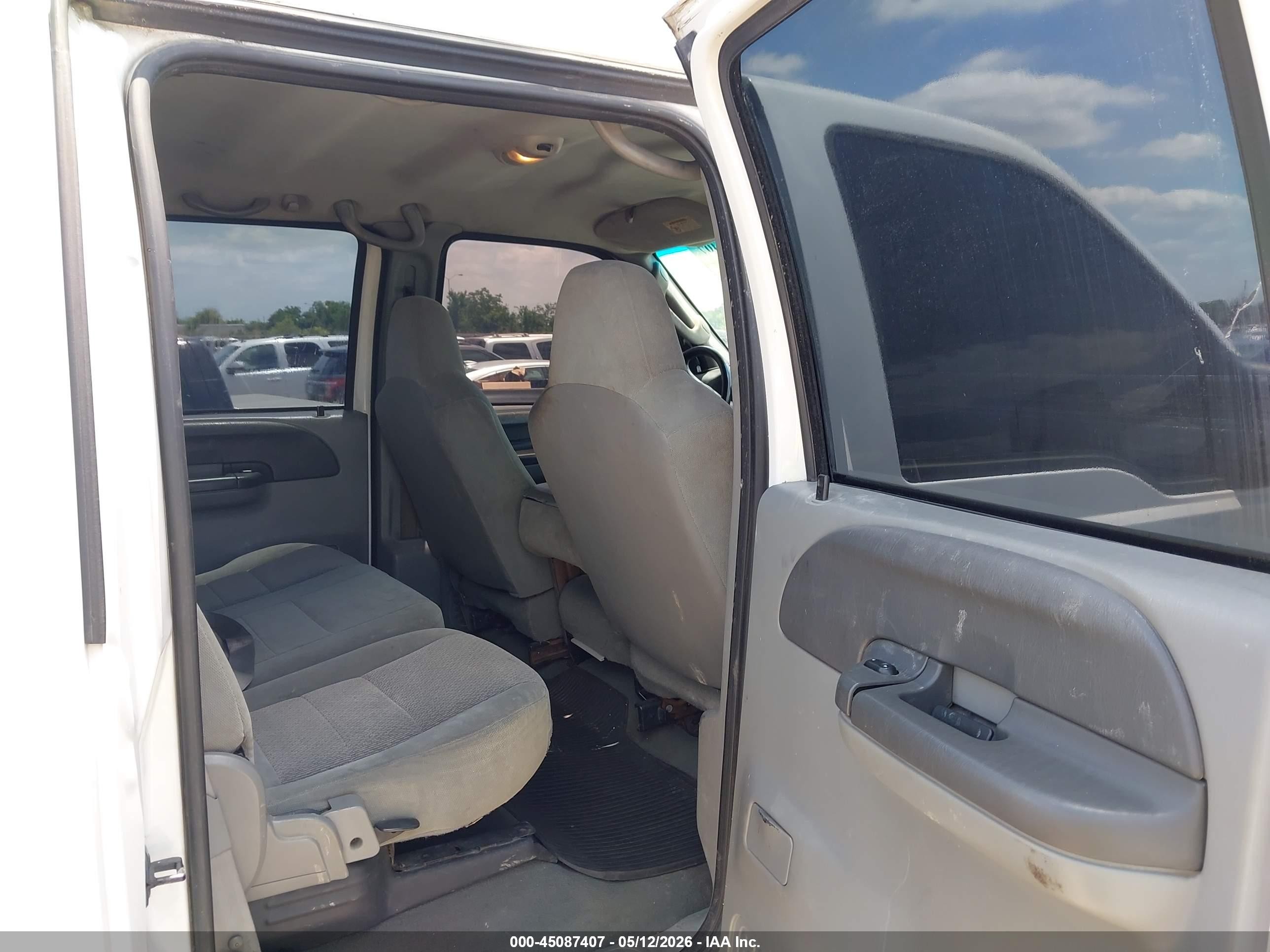 2004 Ford F-350 Lariat/xl/xlt Белый vin: 1FTSW31P74EA17620