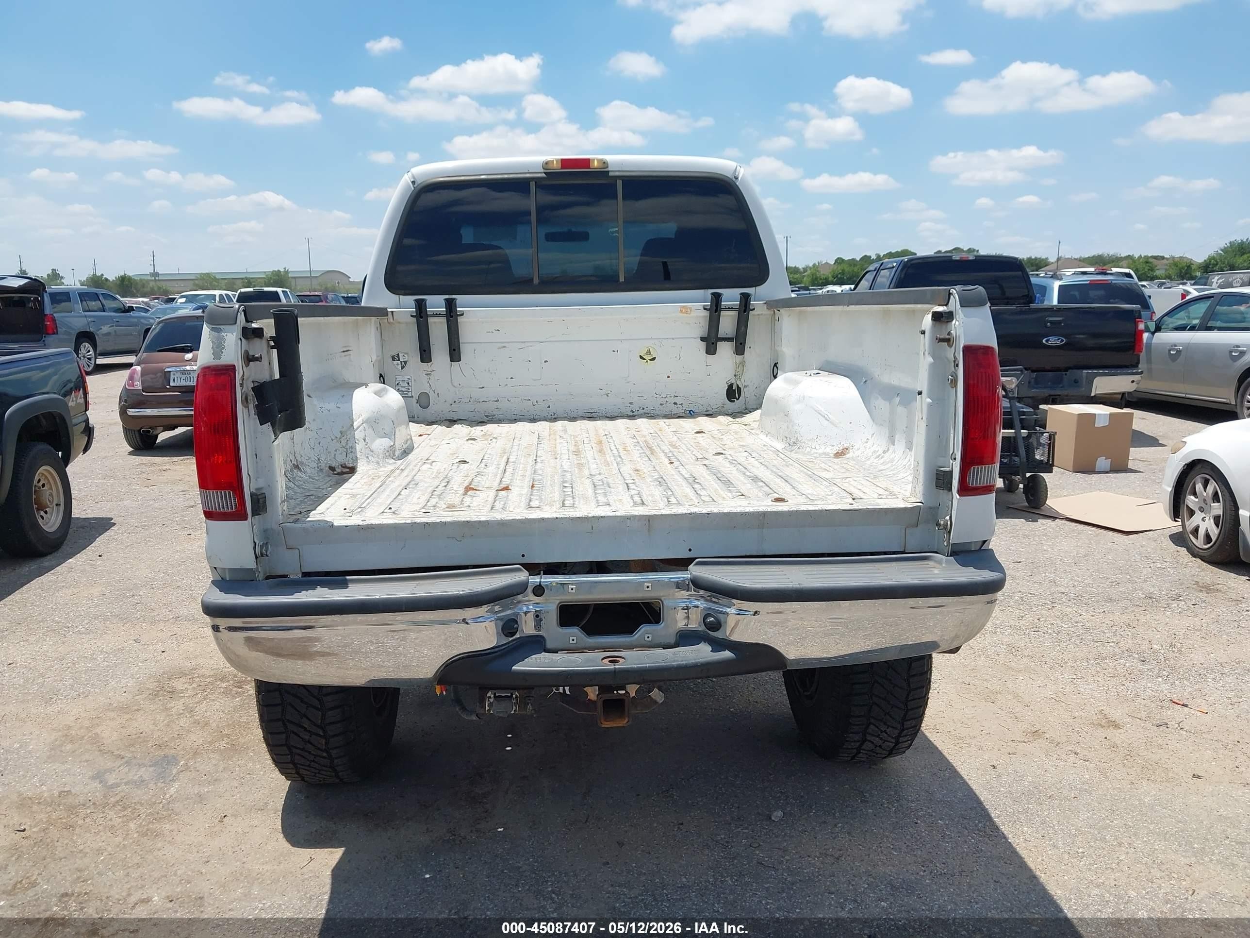2004 Ford F-350 Lariat/xl/xlt Белый vin: 1FTSW31P74EA17620