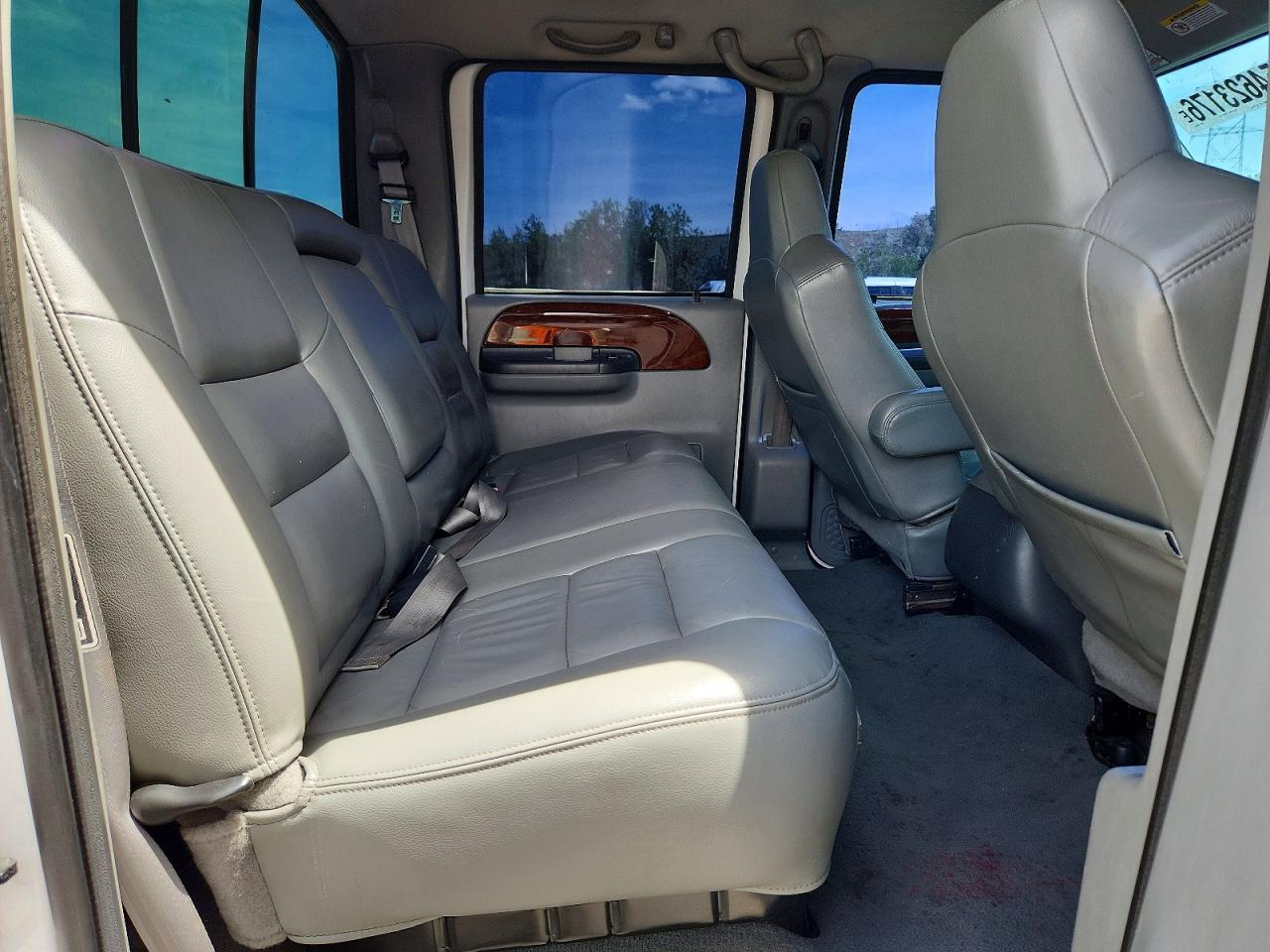 2003 Ford F350 Srw Super Duty White vin: 1FTSW31P83ED03913