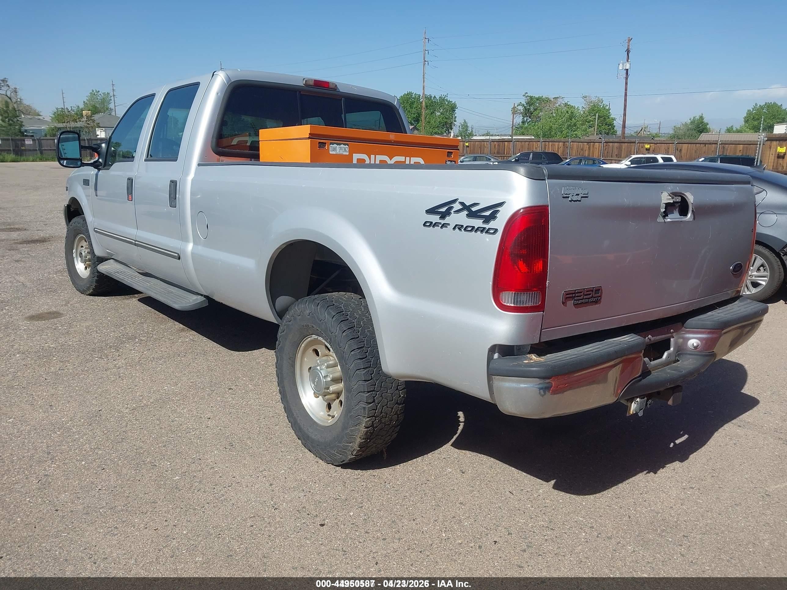 2000 Ford F-350 Lariat/xl/xlt Серебряный vin: 1FTSW31S6YEE49156