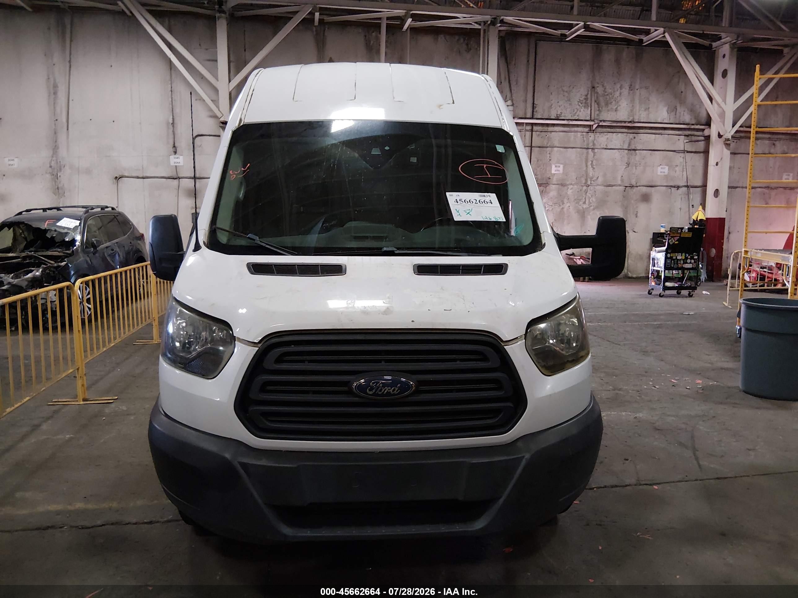 2015 Ford Transit-350   Orange vin: 1FTSW3XGXFKA02797