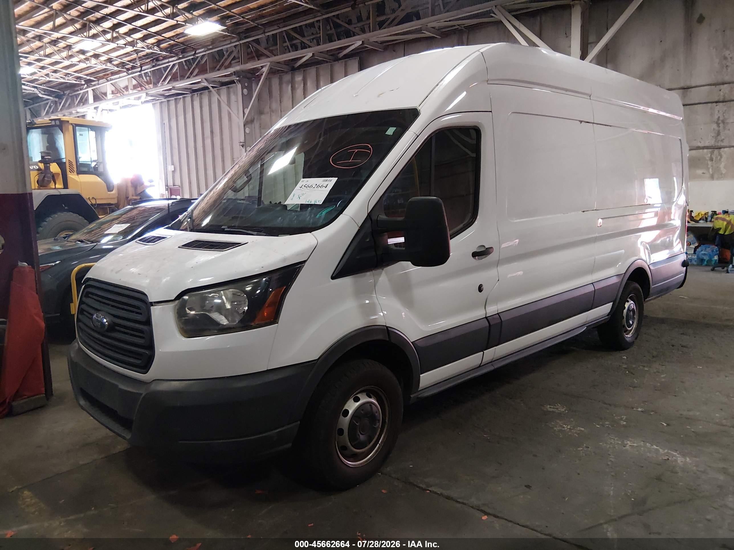2015 Ford Transit-350   Orange vin: 1FTSW3XGXFKA02797