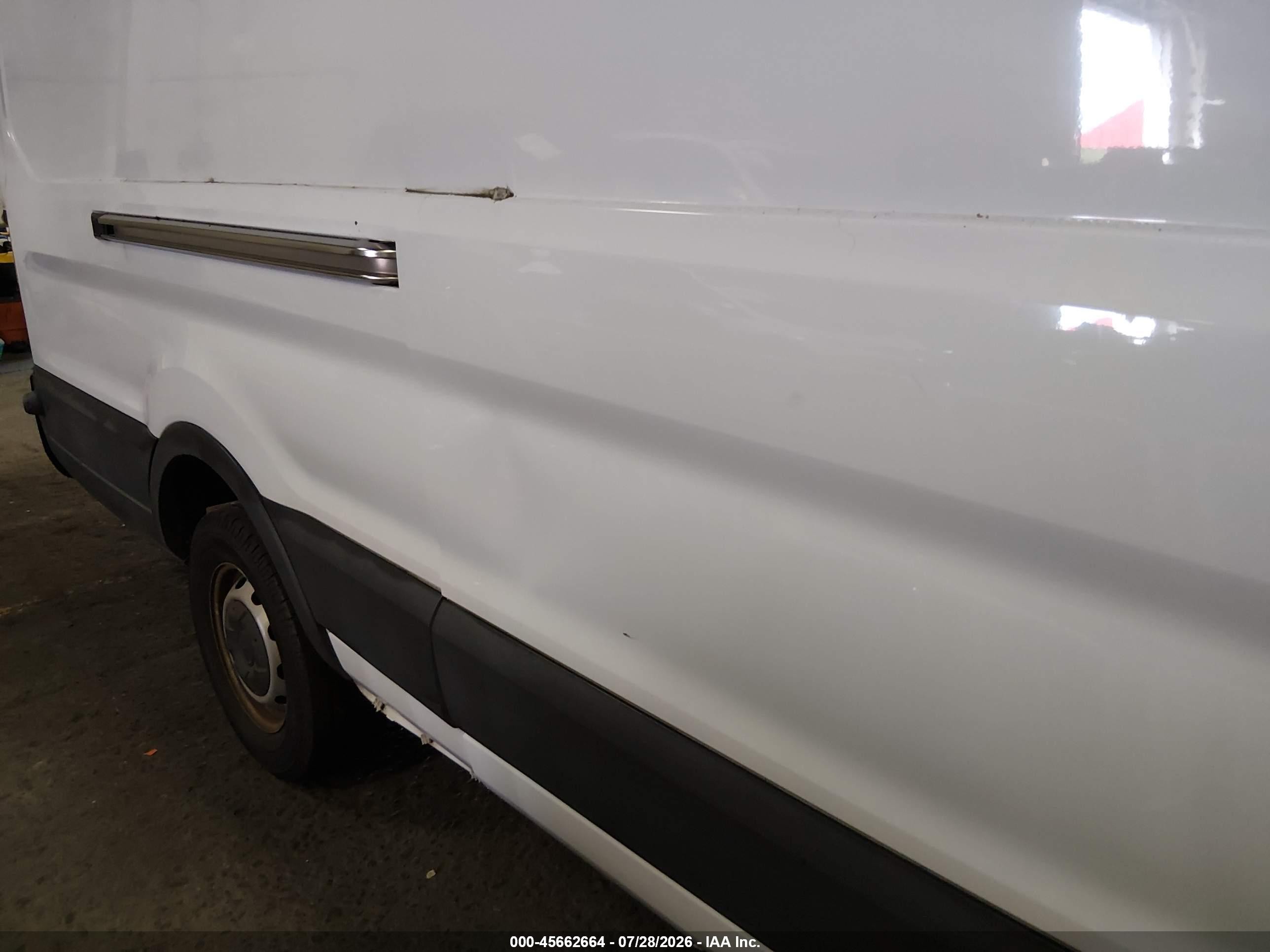 2015 Ford Transit-350   Orange vin: 1FTSW3XGXFKA02797