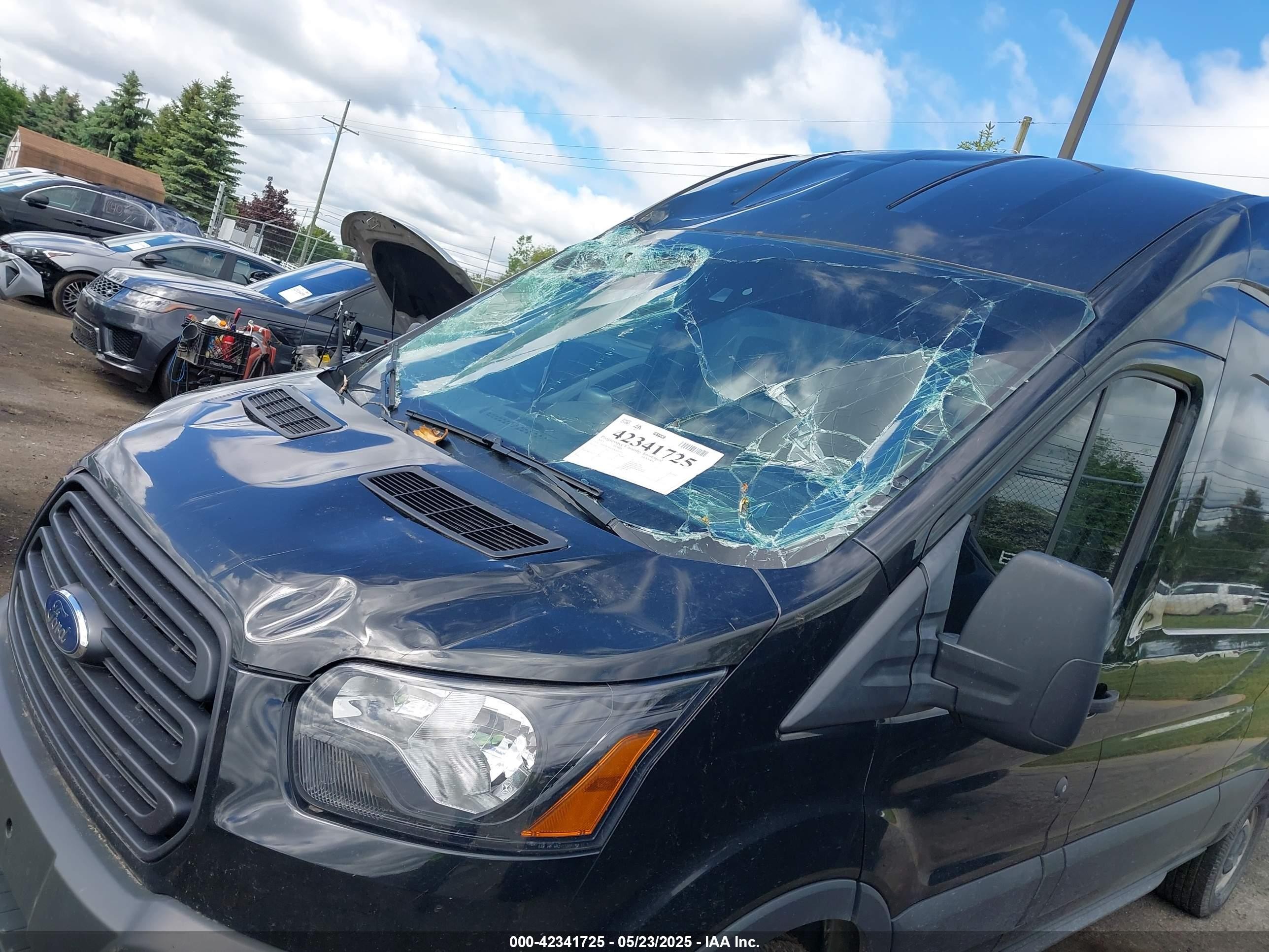 2015 Ford Transit-350   Black vin: 1FTSW3XGXFKA66757