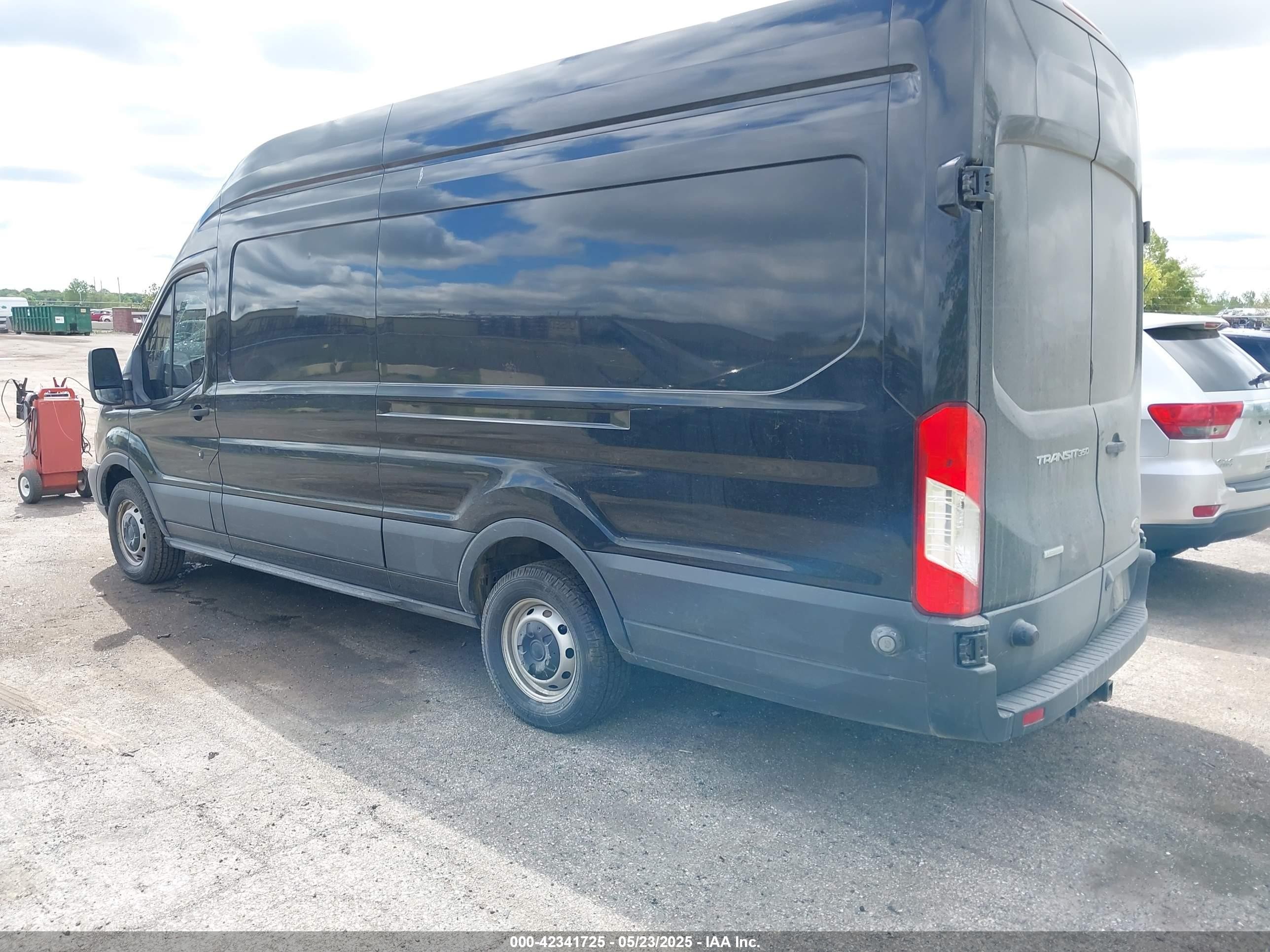 2015 Ford Transit-350   Black vin: 1FTSW3XGXFKA66757