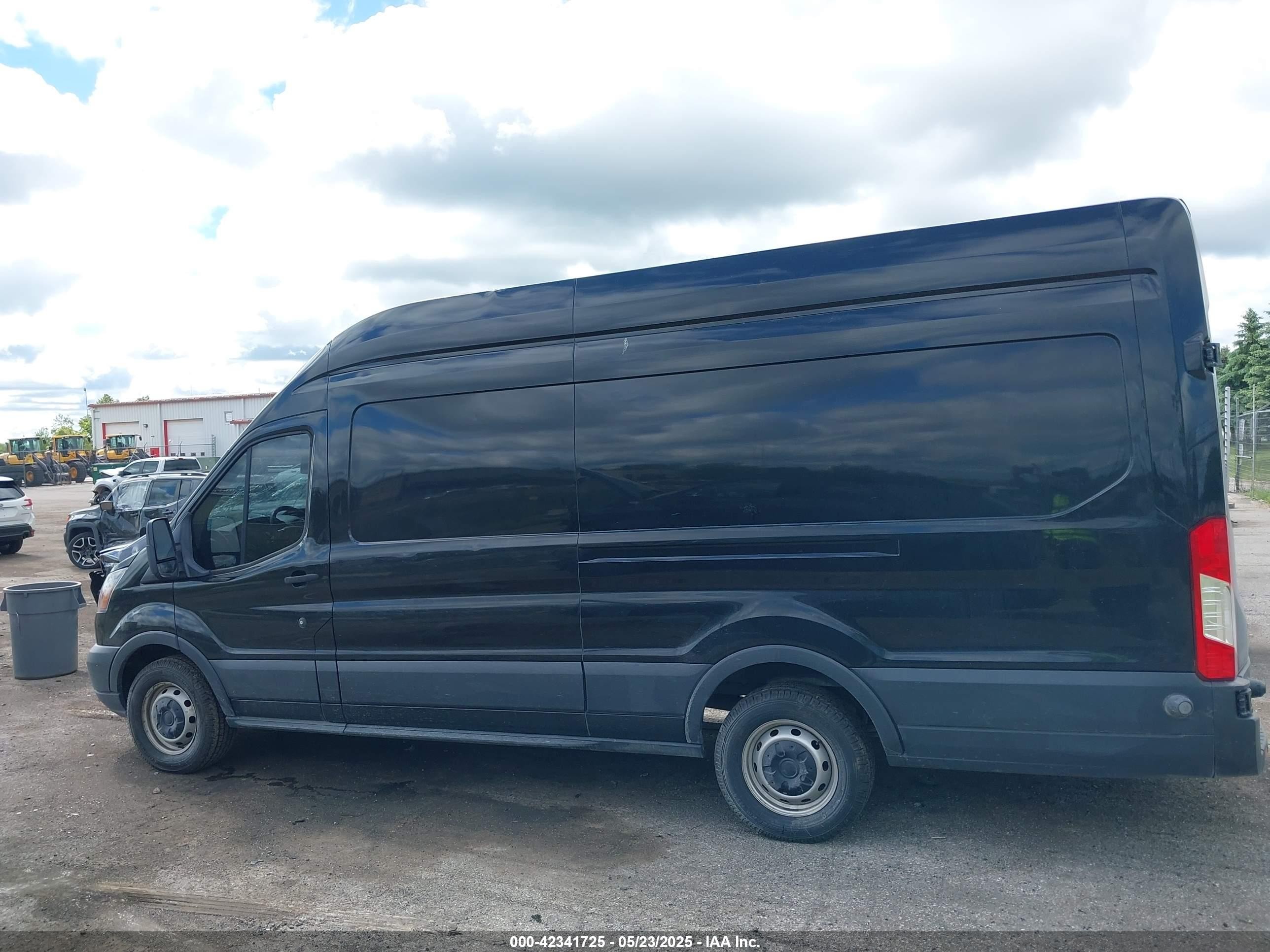 2015 Ford Transit-350   Black vin: 1FTSW3XGXFKA66757