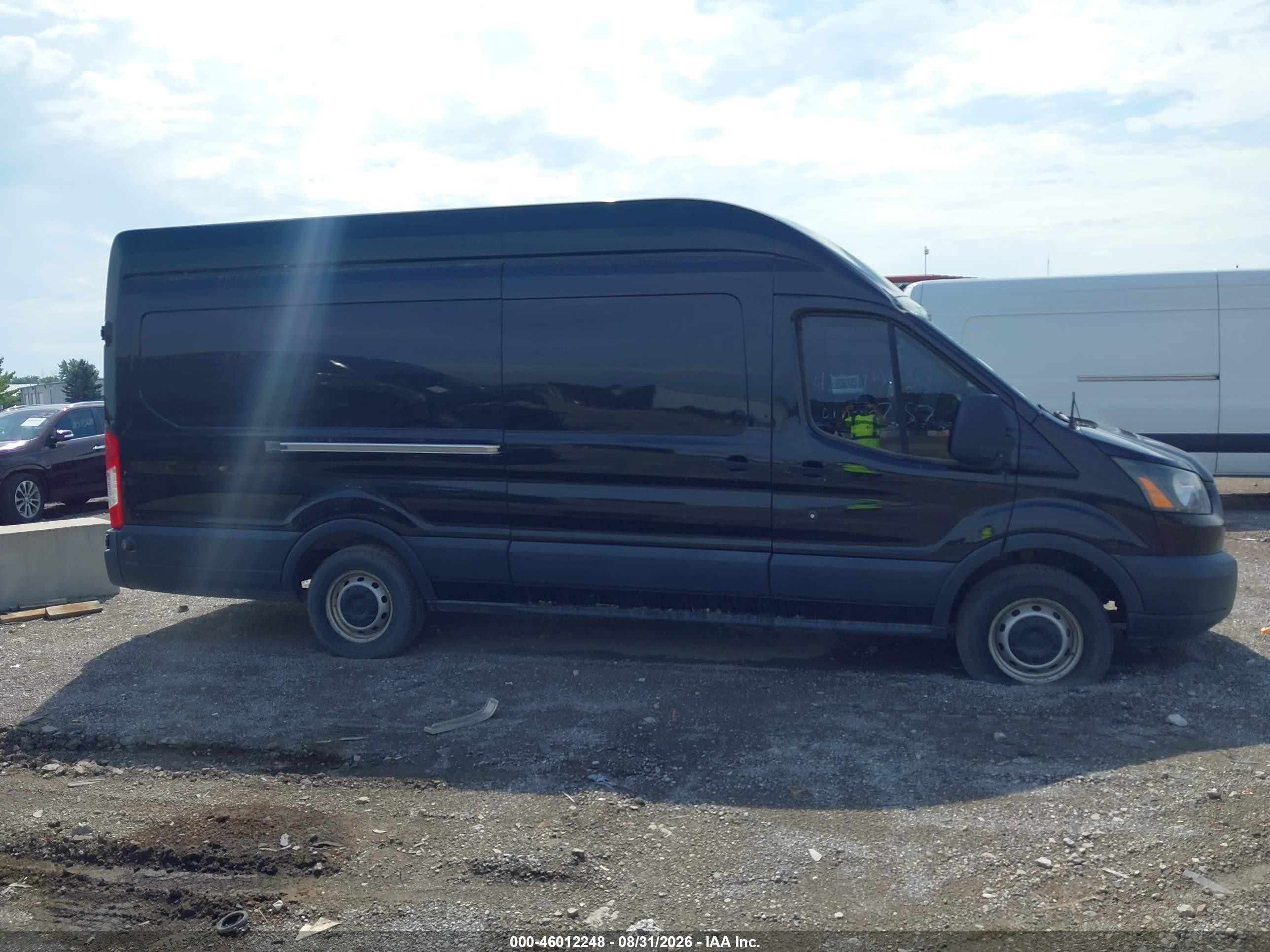 2015 Ford Transit-350   Black vin: 1FTSW3XGXFKA66757