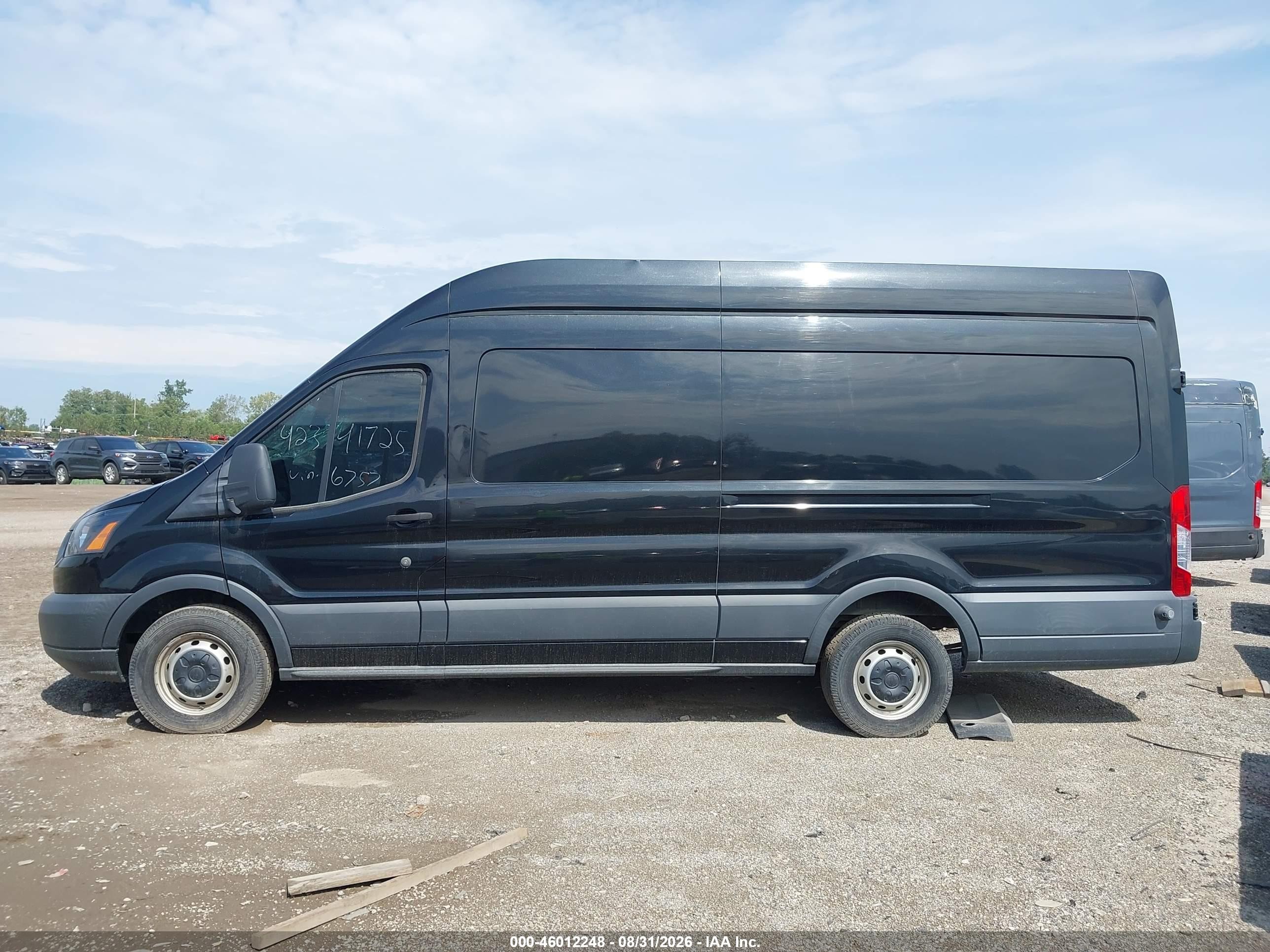 2015 Ford Transit-350   Black vin: 1FTSW3XGXFKA66757