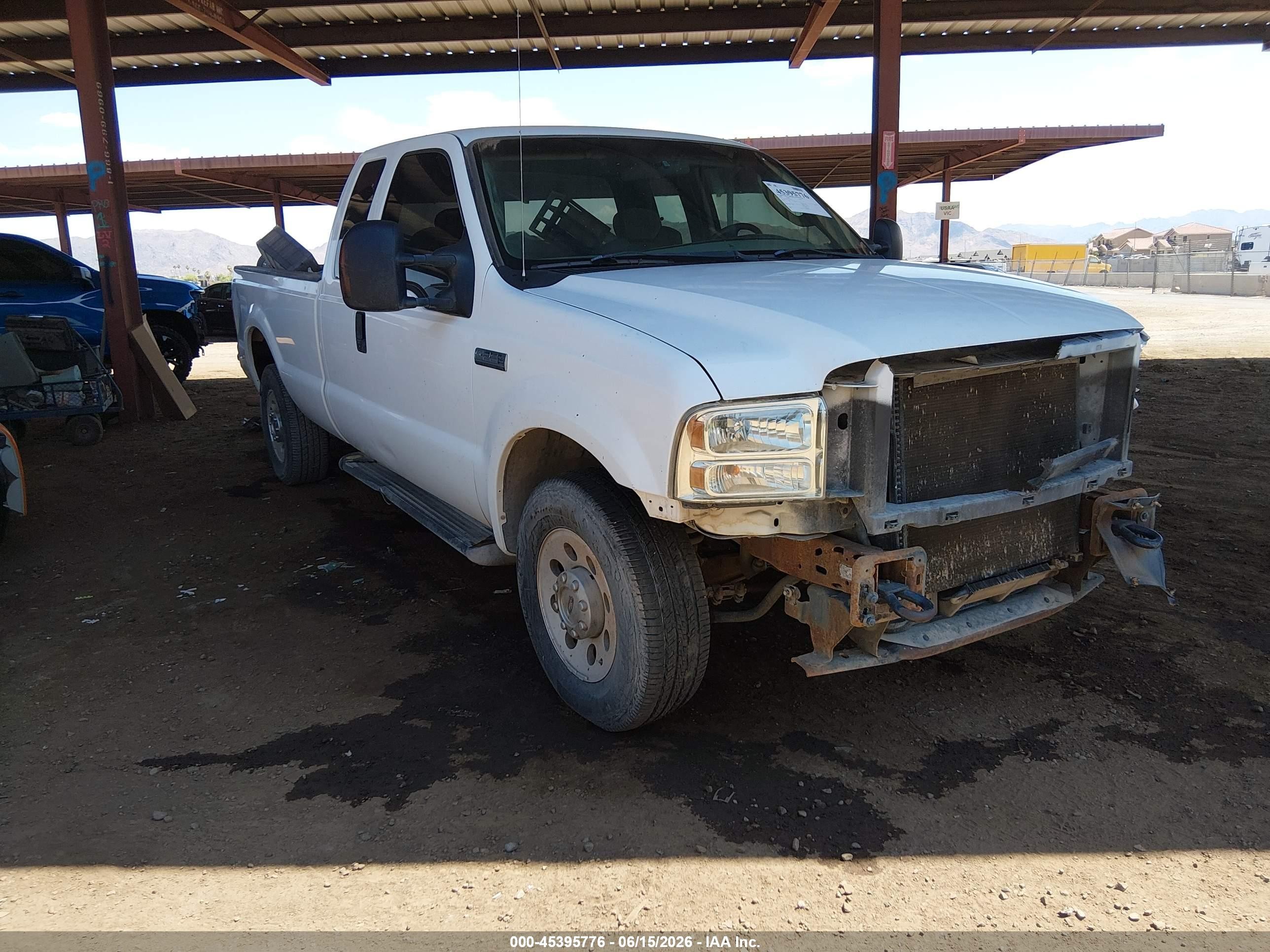 2005 Ford F-250 Lariat/xl/xlt Белый vin: 1FTSX20505EC50361