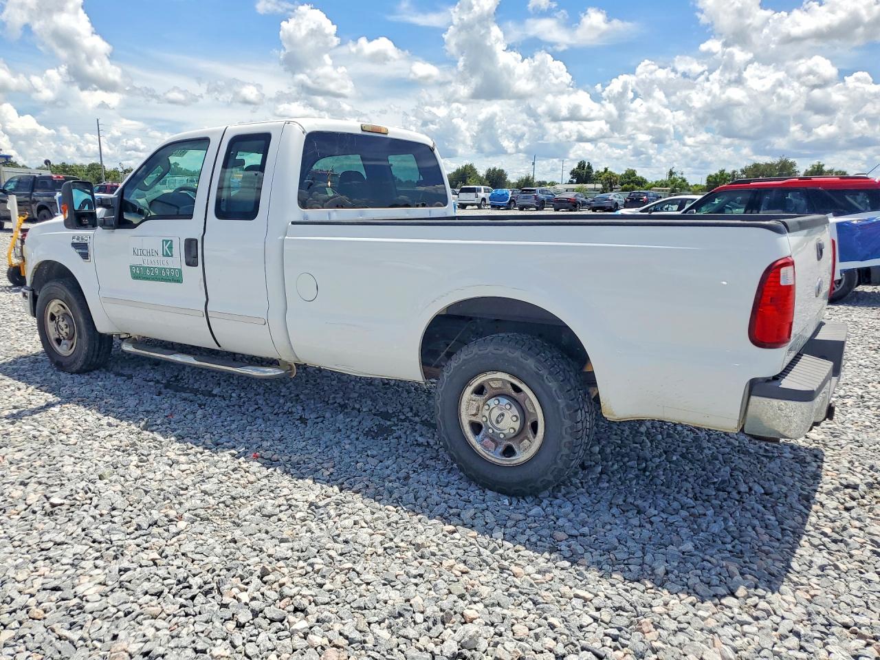 2008 Ford F250 Super Duty White vin: 1FTSX20518EC48882