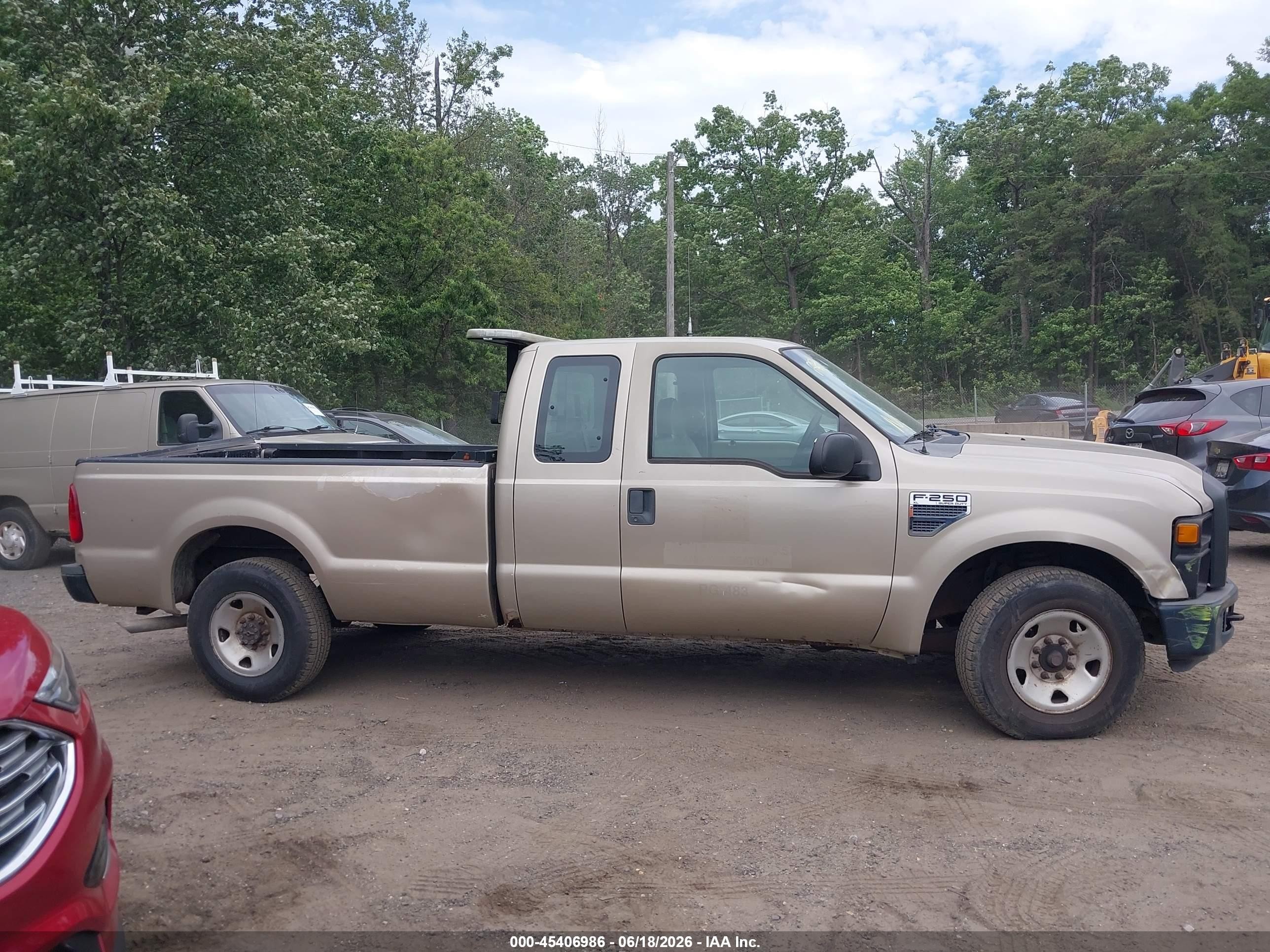 2008 Ford F-250 Lariat/xl/xlt Золотой vin: 1FTSX20528EE22085