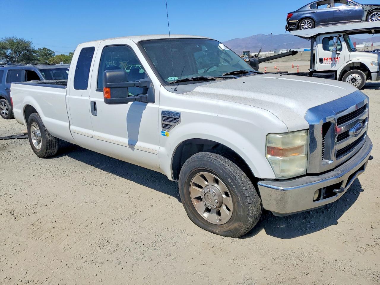 2009 Ford F250 Super Duty White vin: 1FTSX20569EB24124
