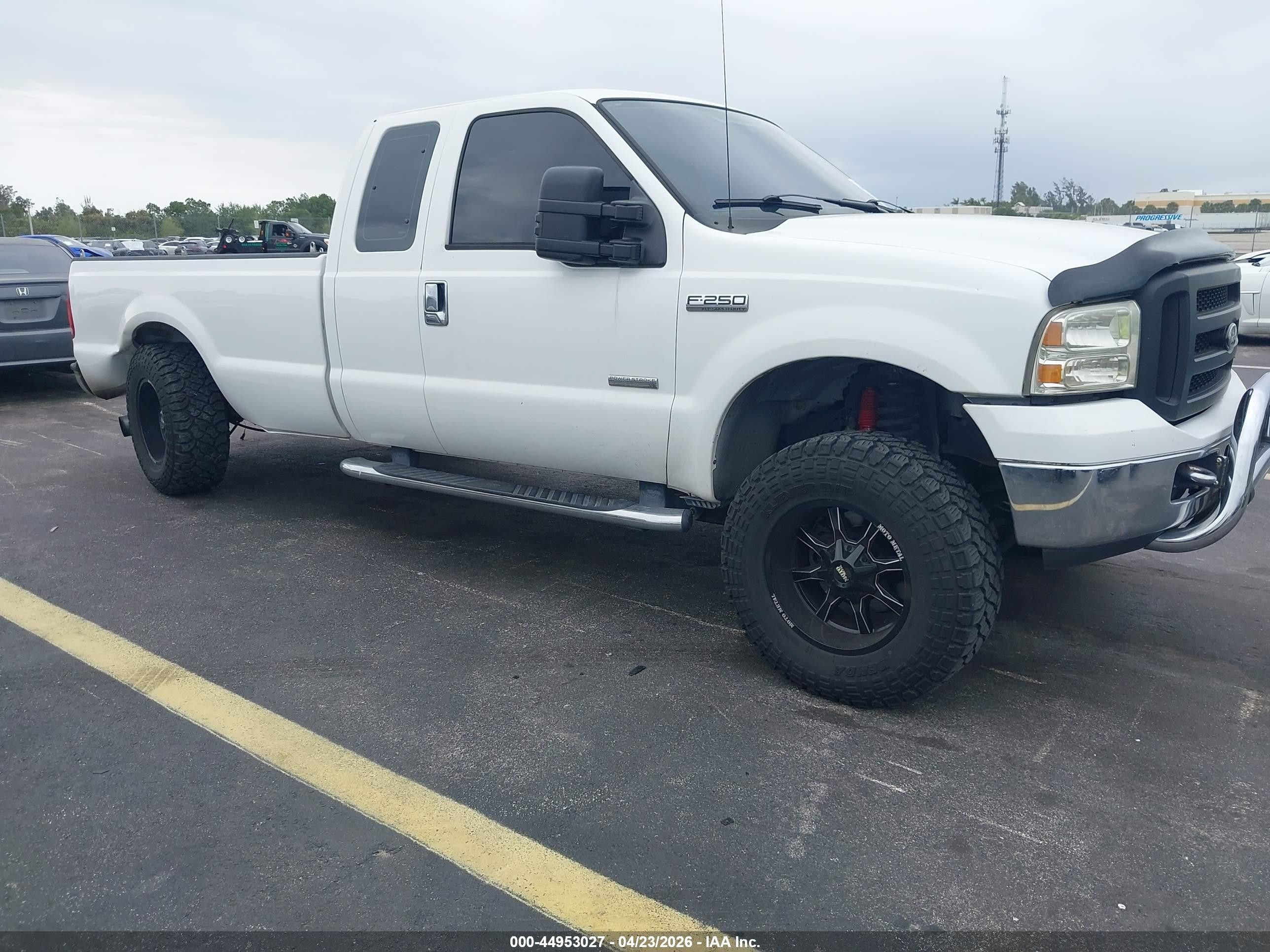 2006 Ford F-250 Lariat/xl/xlt White vin: 1FTSX20P16EB74877