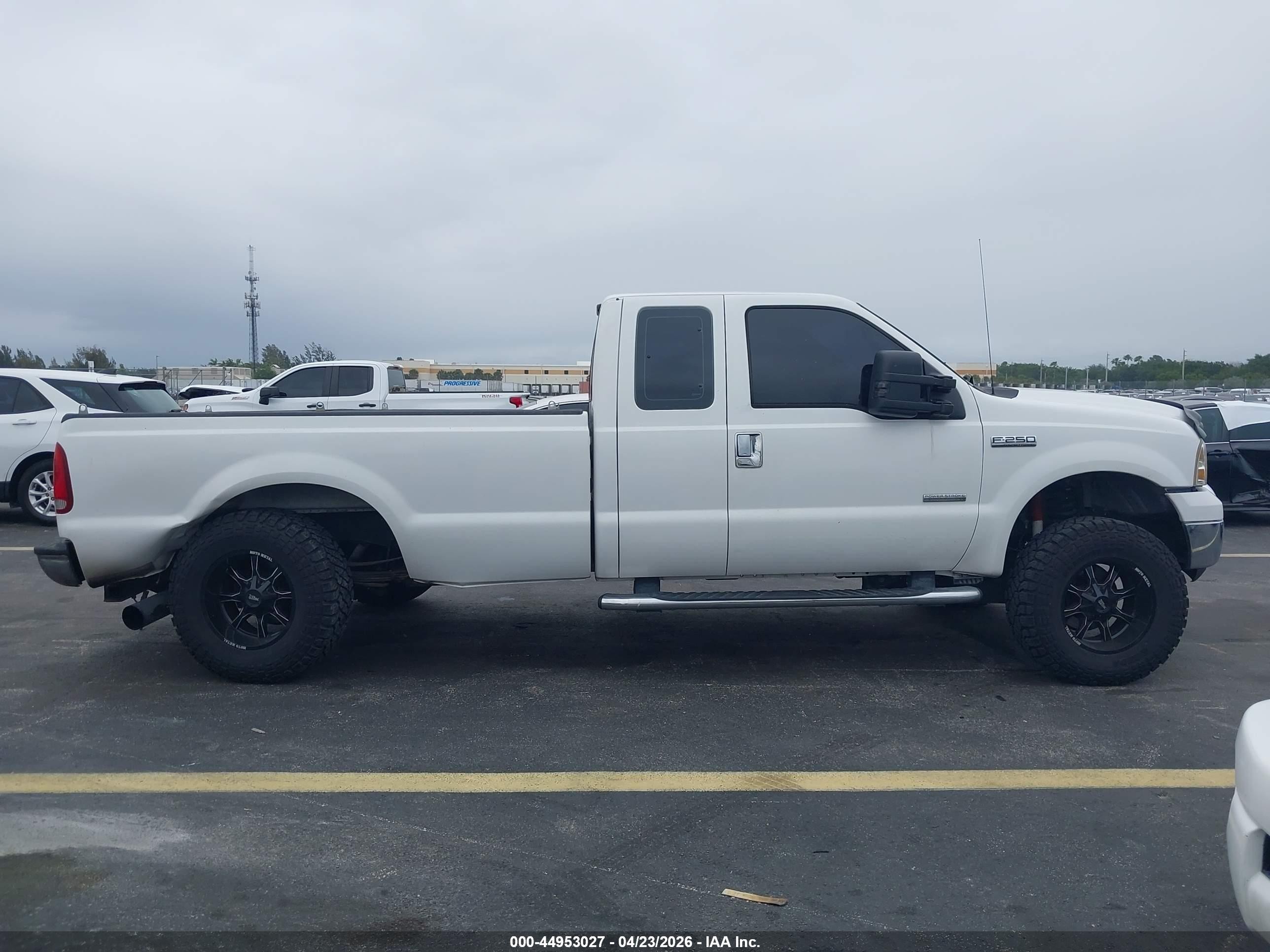 2006 Ford F-250 Lariat/xl/xlt White vin: 1FTSX20P16EB74877