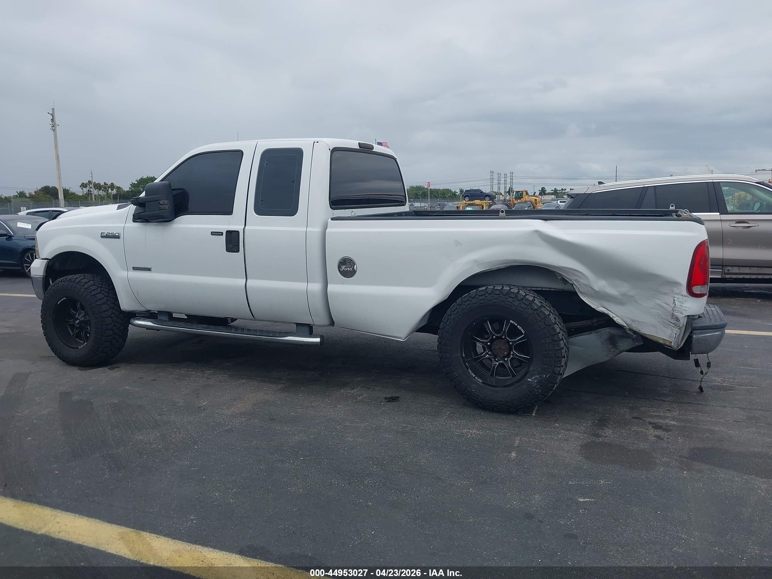 2006 Ford F-250 Lariat/xl/xlt White vin: 1FTSX20P16EB74877