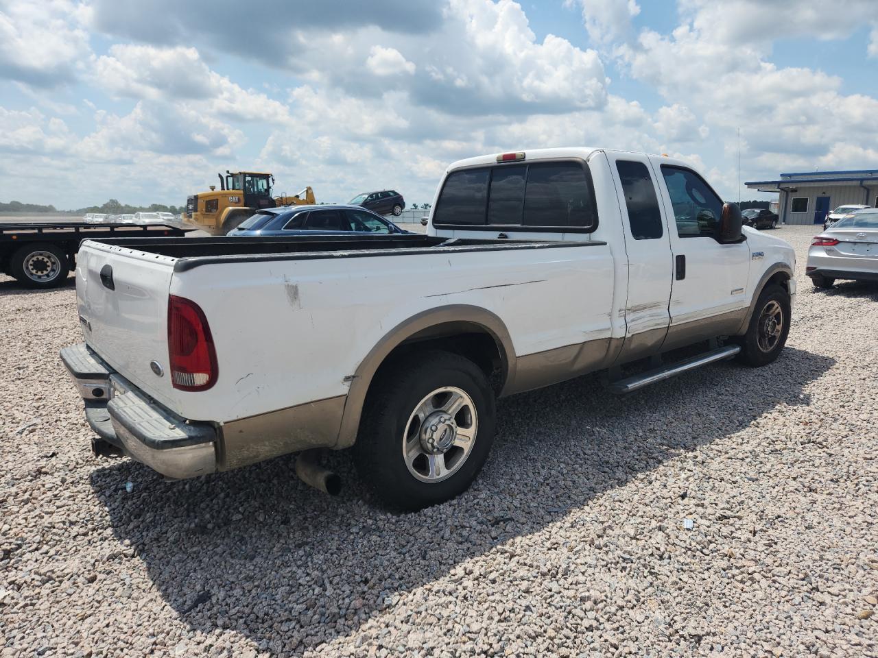 2005 Ford F250 Super Duty White vin: 1FTSX20P45EC28218