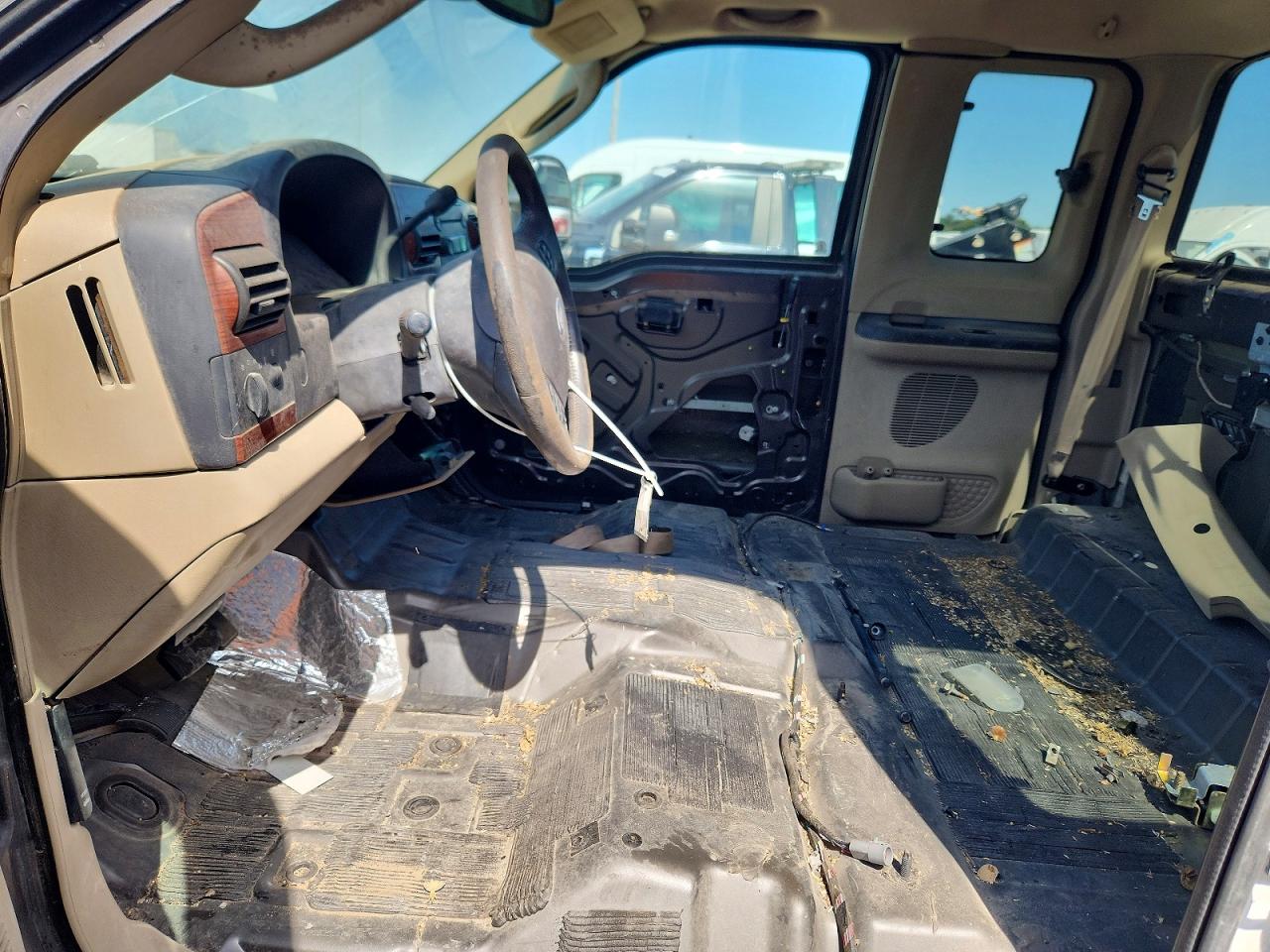 2005 Ford F250 Super Duty Brown vin: 1FTSX20P85EB74454