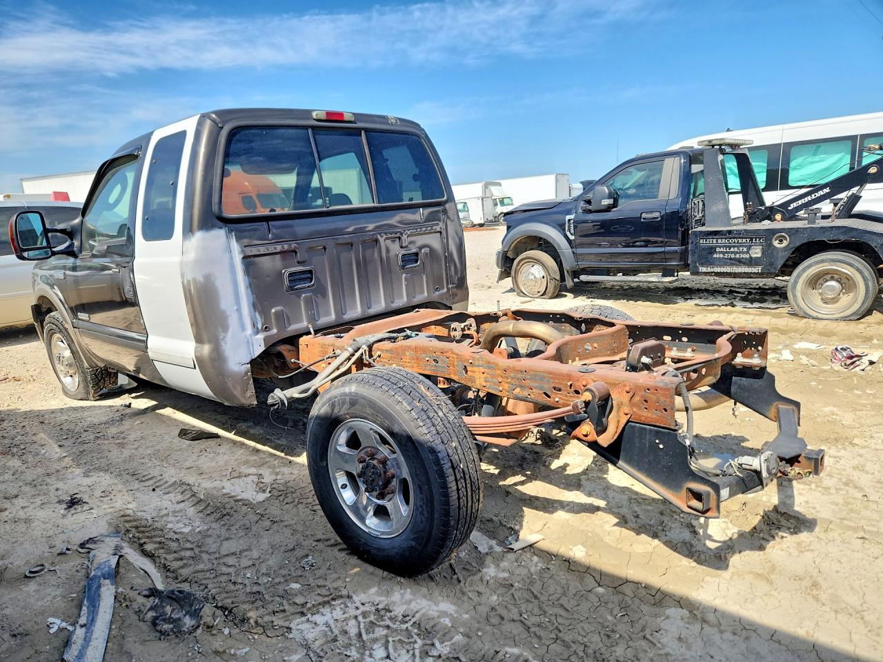 2005 Ford F250 Super Duty Brown vin: 1FTSX20P85EB74454