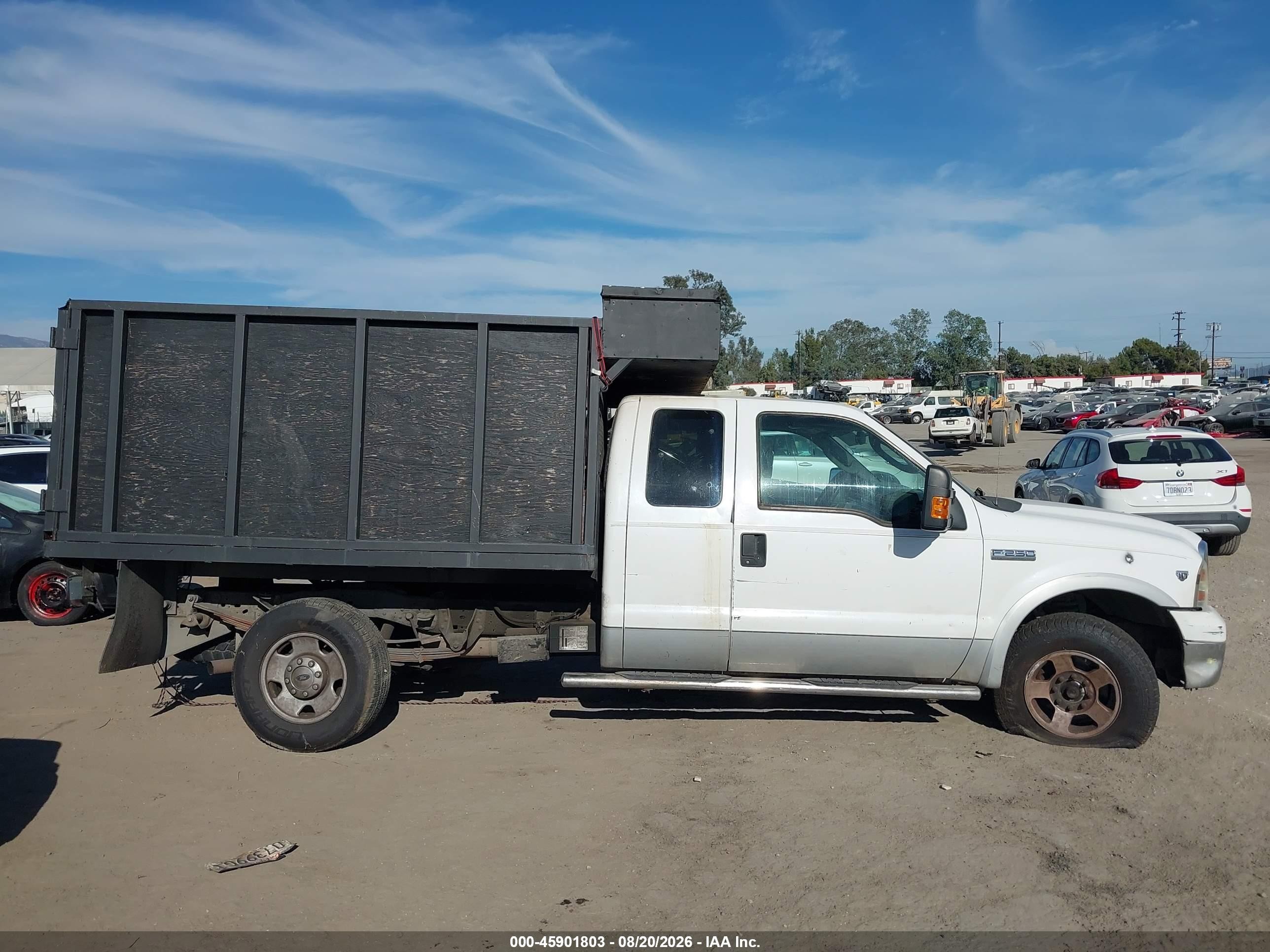 2005 Ford F-250 Lariat/xl/xlt White vin: 1FTSX20Y75EB00094