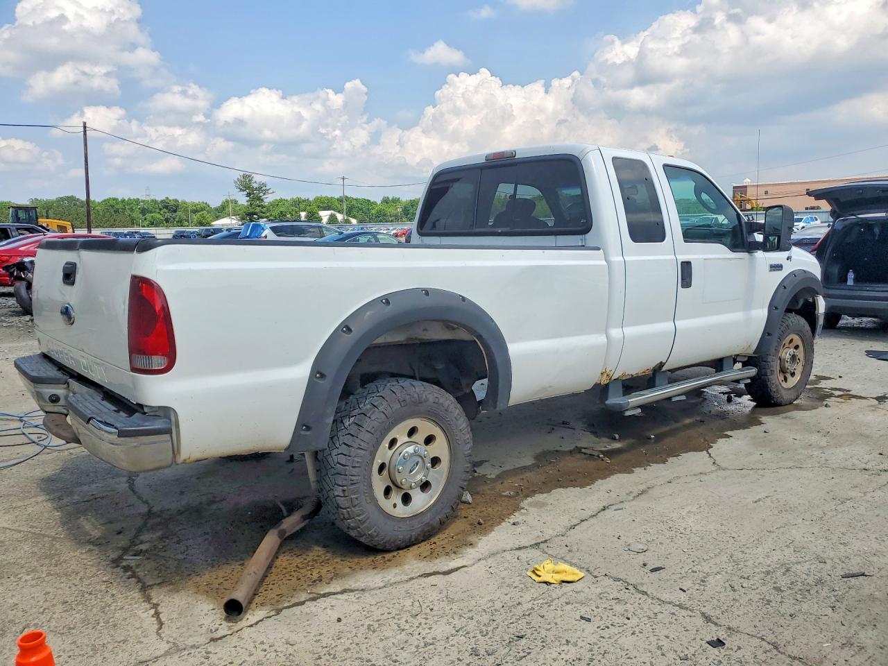 2006 Ford F250 Super Duty White vin: 1FTSX21506EC27999